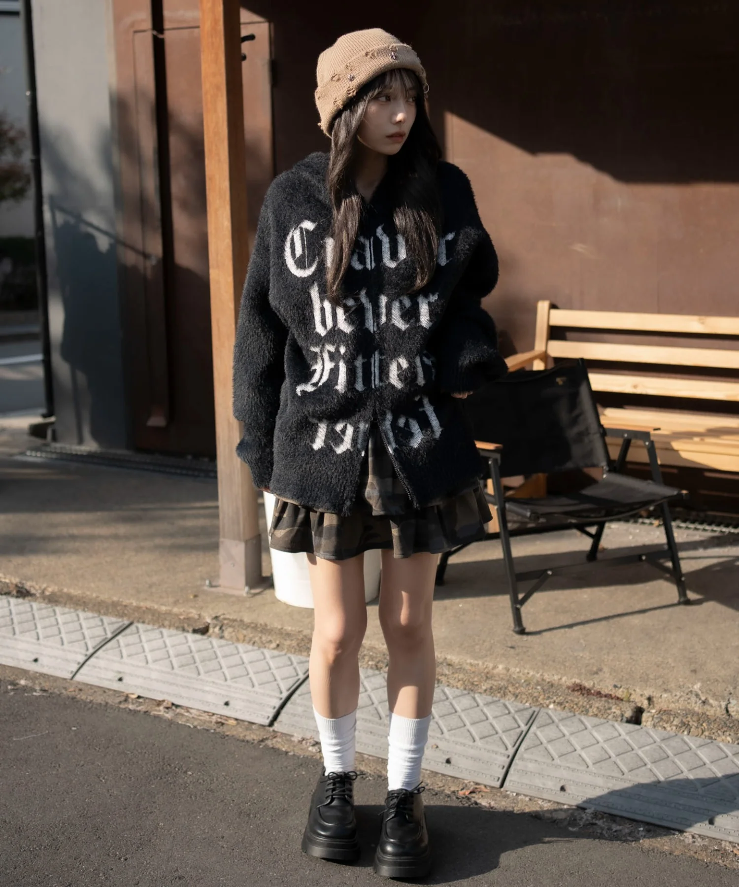 シャギーグラフィックZIPパーカー - Image 44
