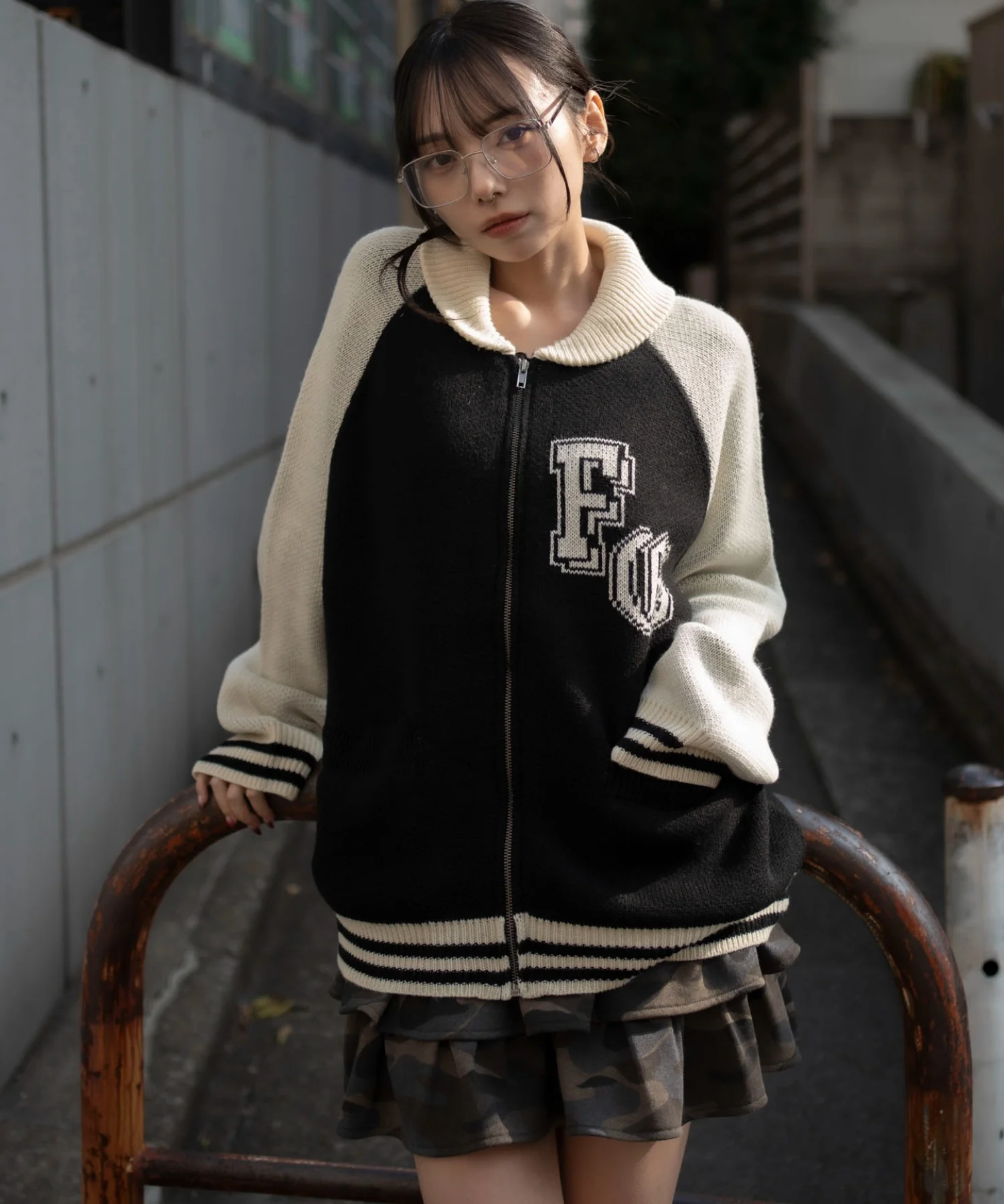 グラフィックZIPニットブルゾン - Image 34
