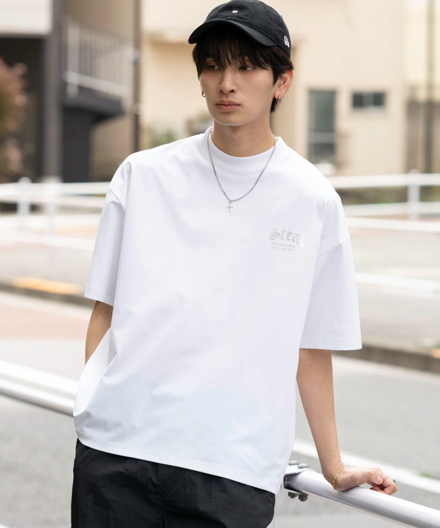 アクセ付きBIGロゴT(SS) - Image 3