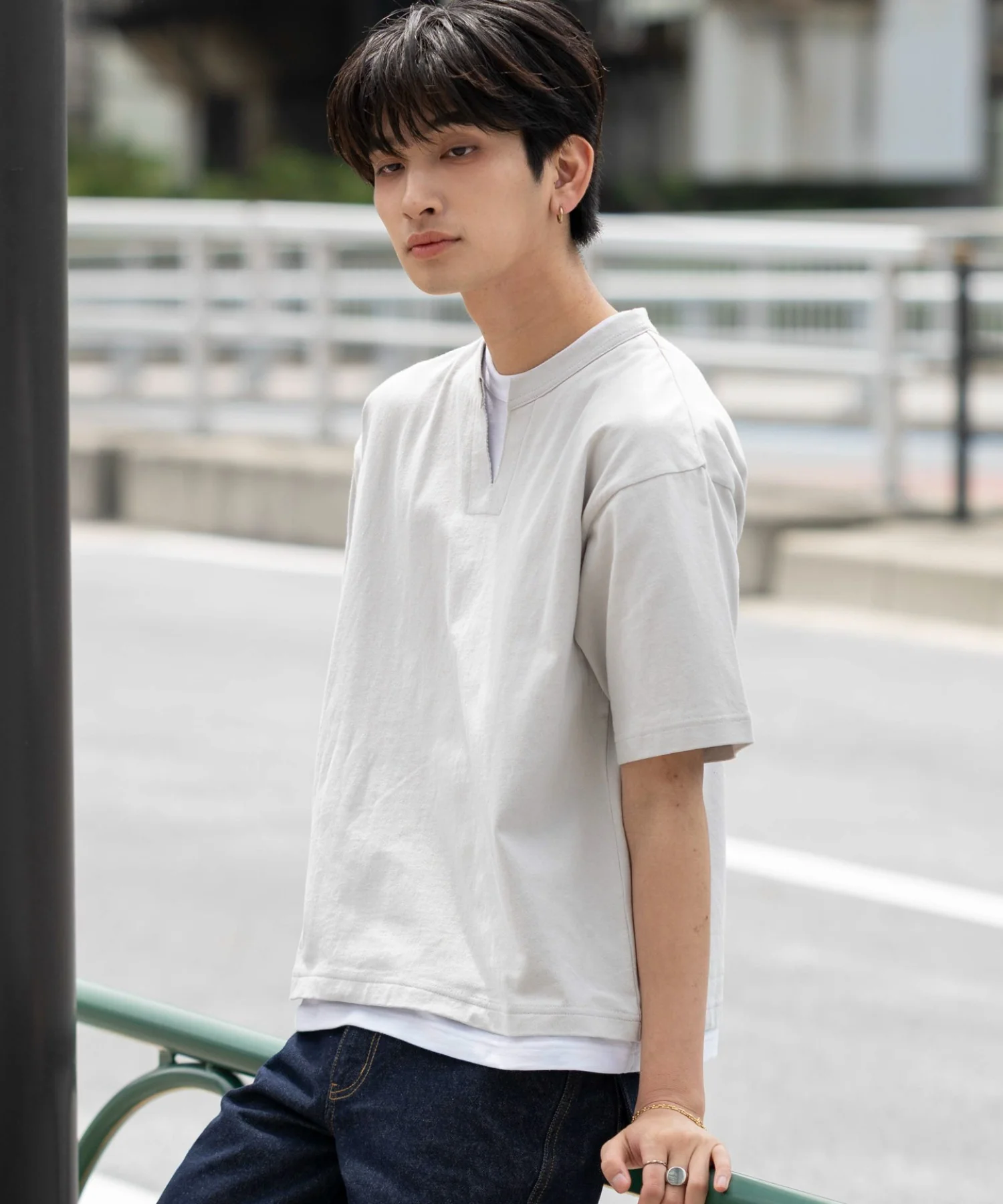 フェイクレイヤードキーネックT（SS） - Image 13