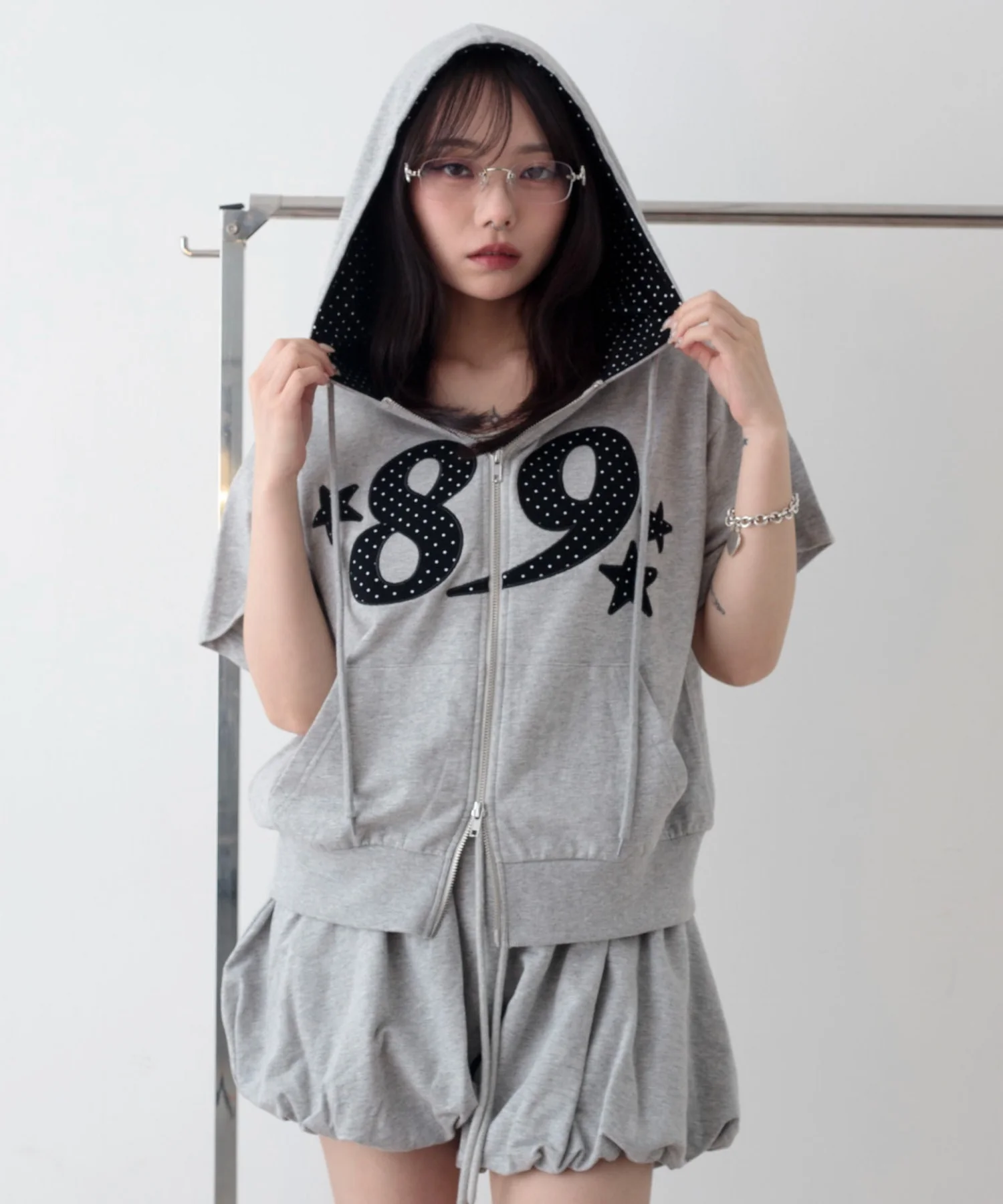 グラフィック半袖ZIPパーカー - Image 12