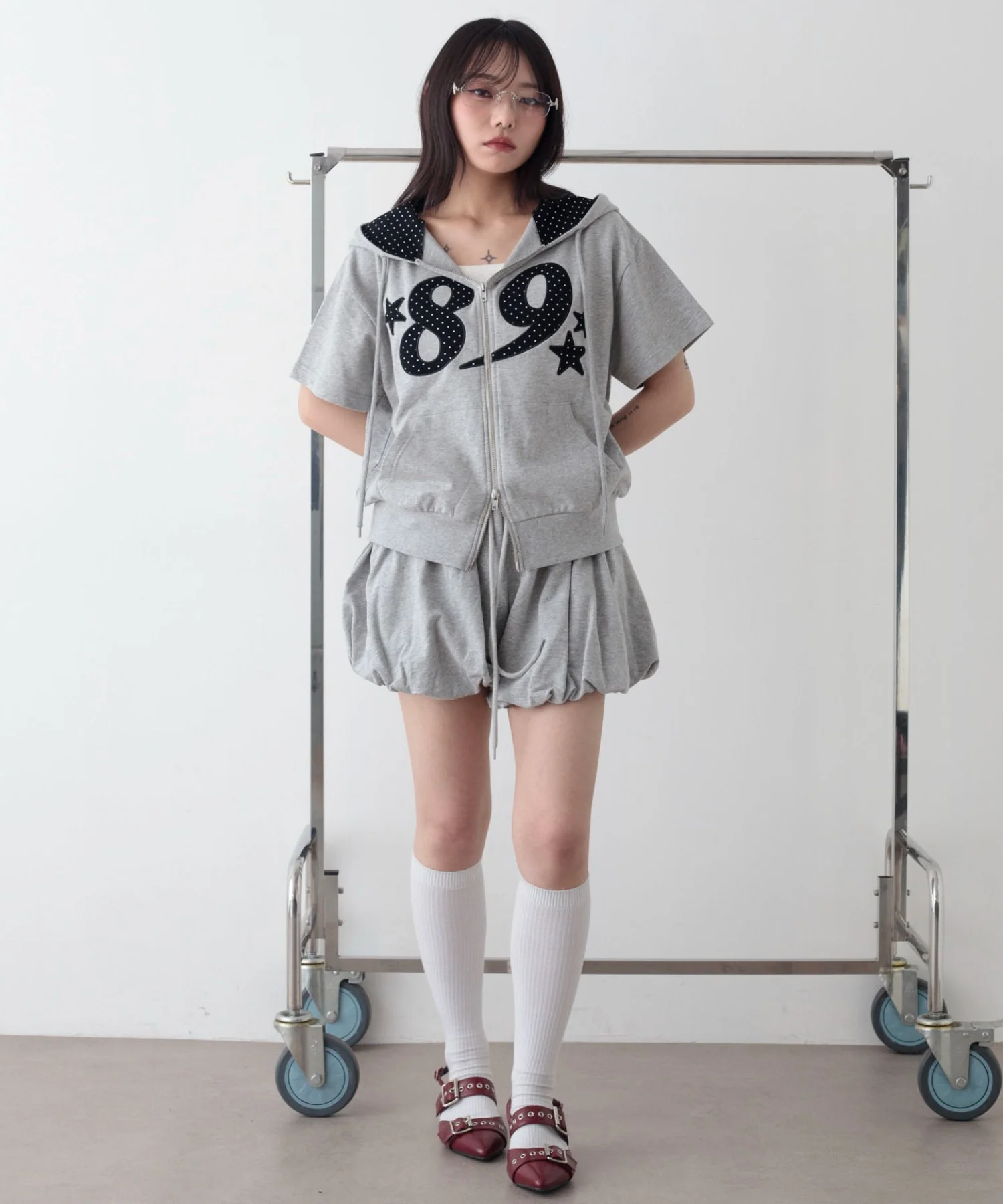 グラフィック半袖ZIPパーカー - Image 15