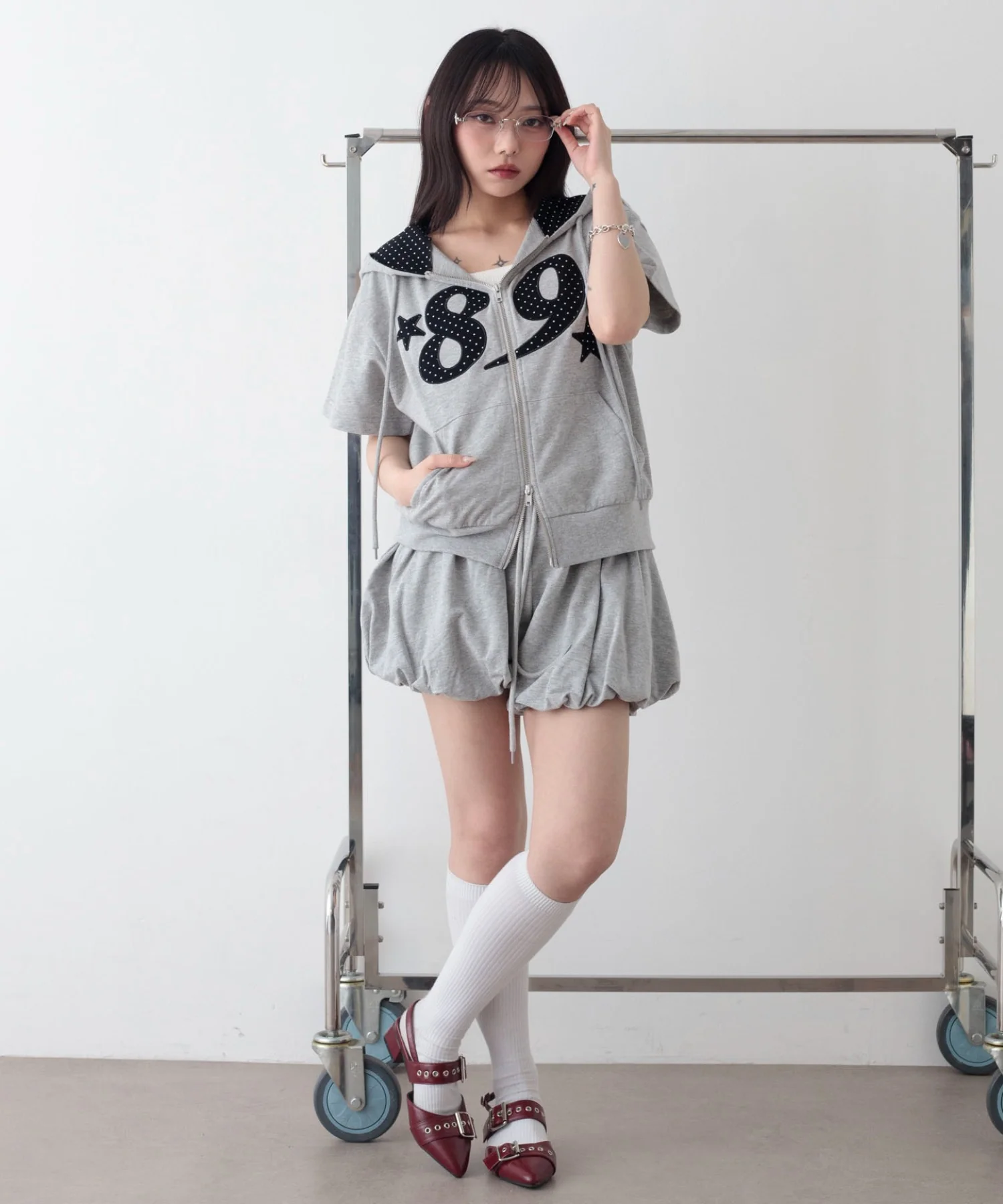 グラフィック半袖ZIPパーカー - Image 3