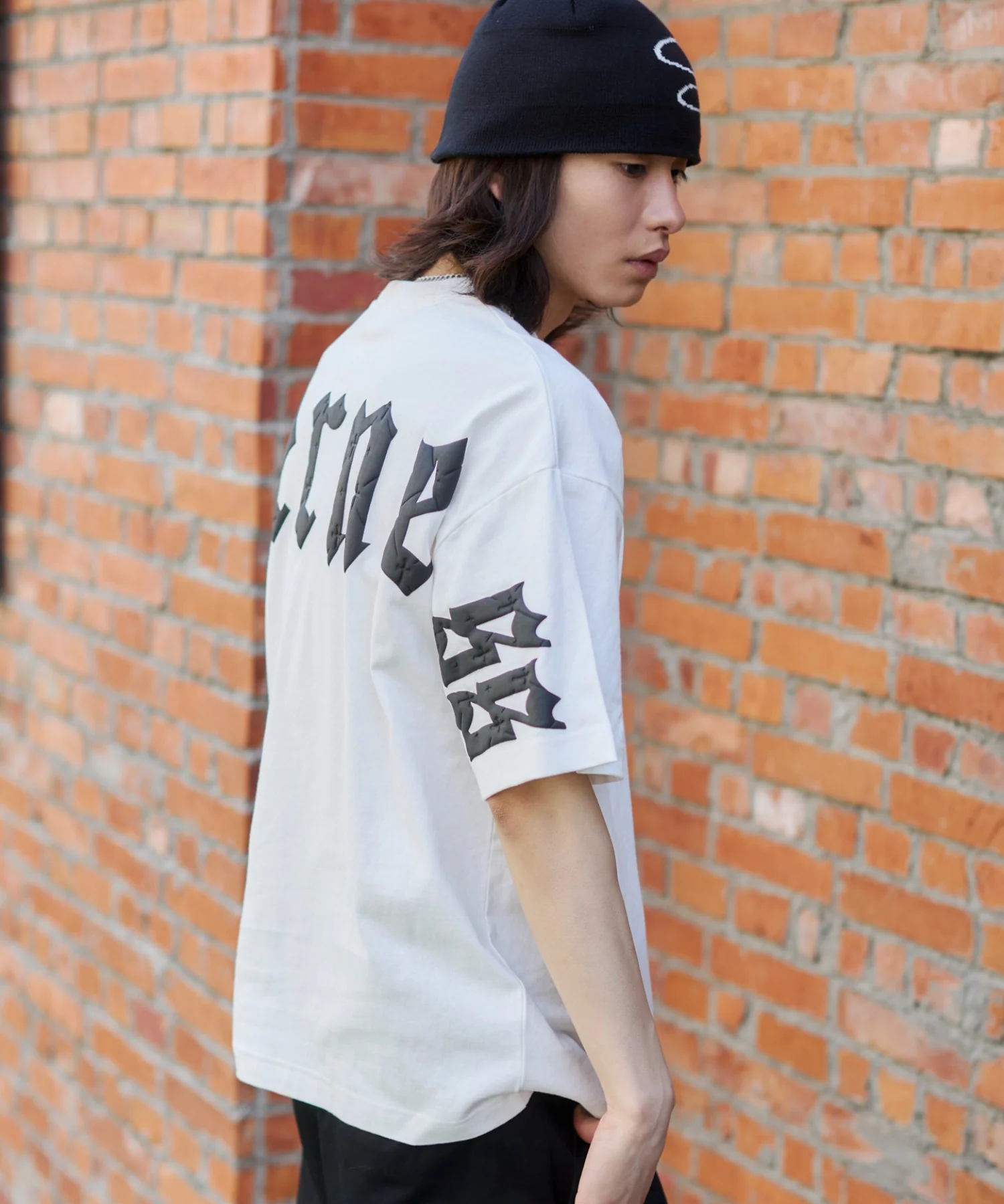 アクセ付きストレートライングラフィックT(SS) - Image 14