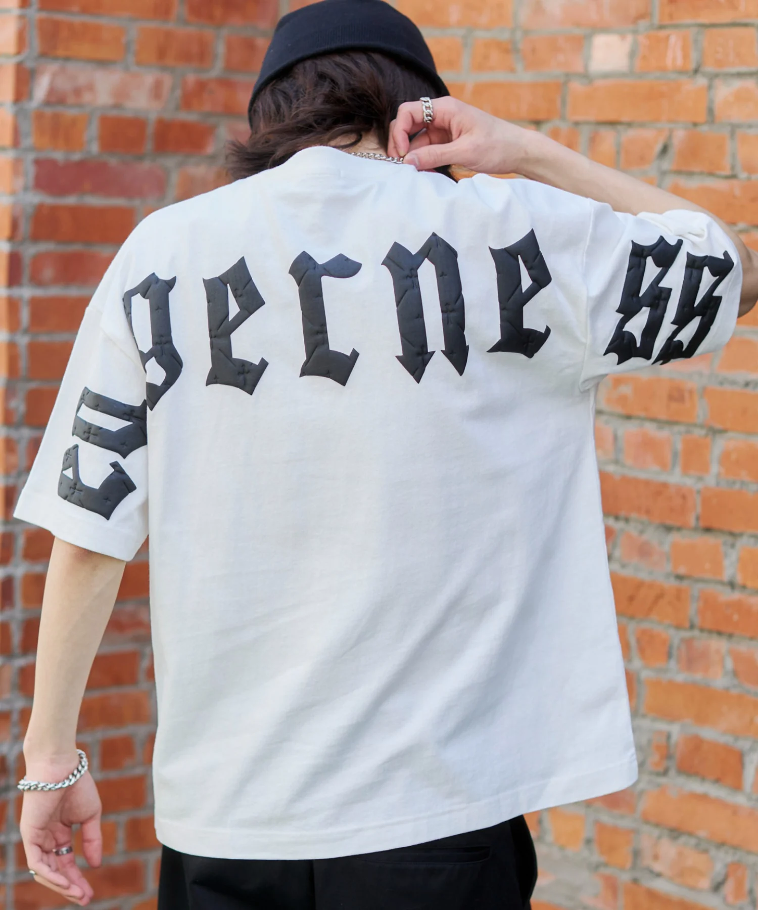 アクセ付きストレートライングラフィックT(SS) - Image 16