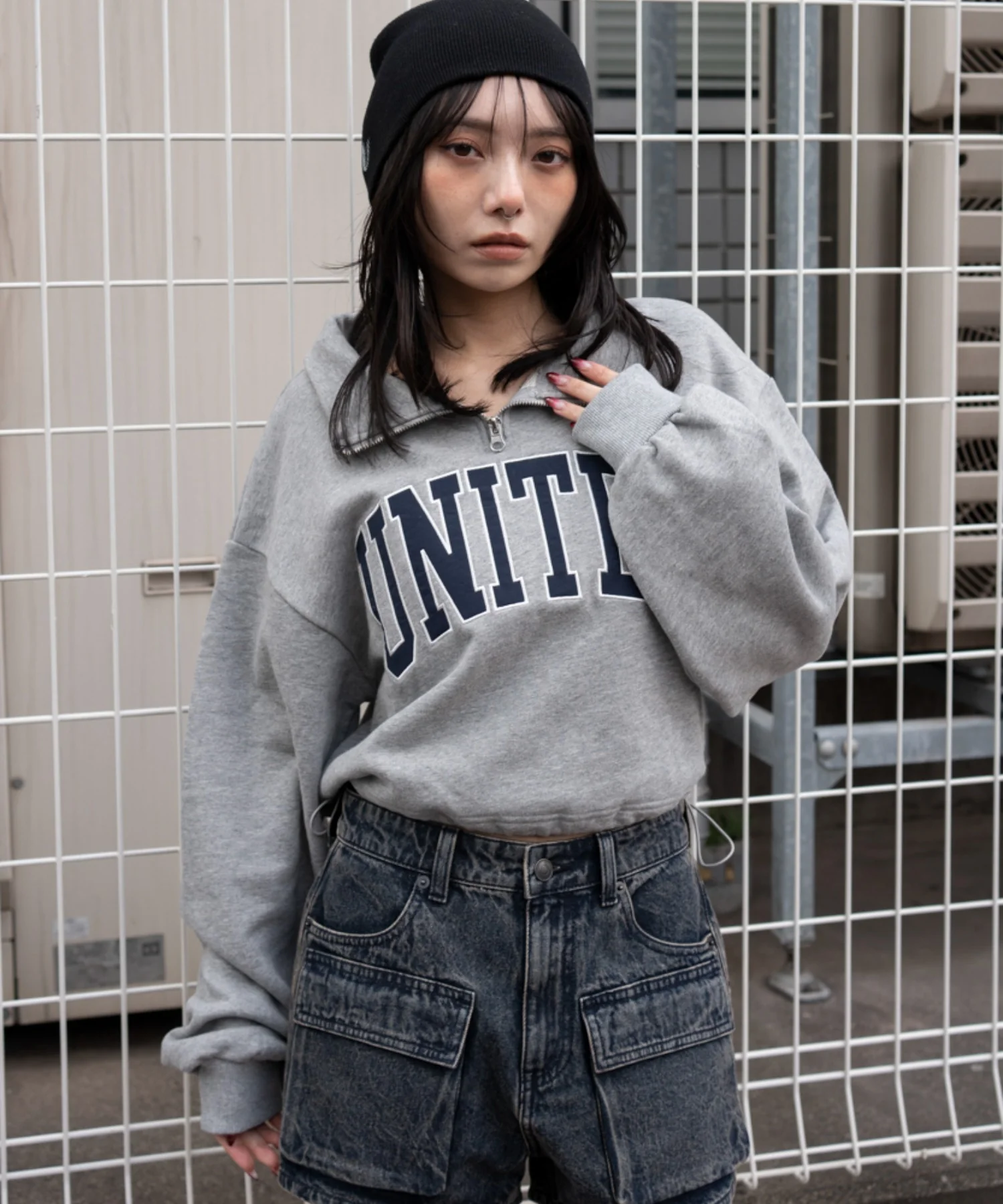 グラフィックハーフジップスウェット - Image 11