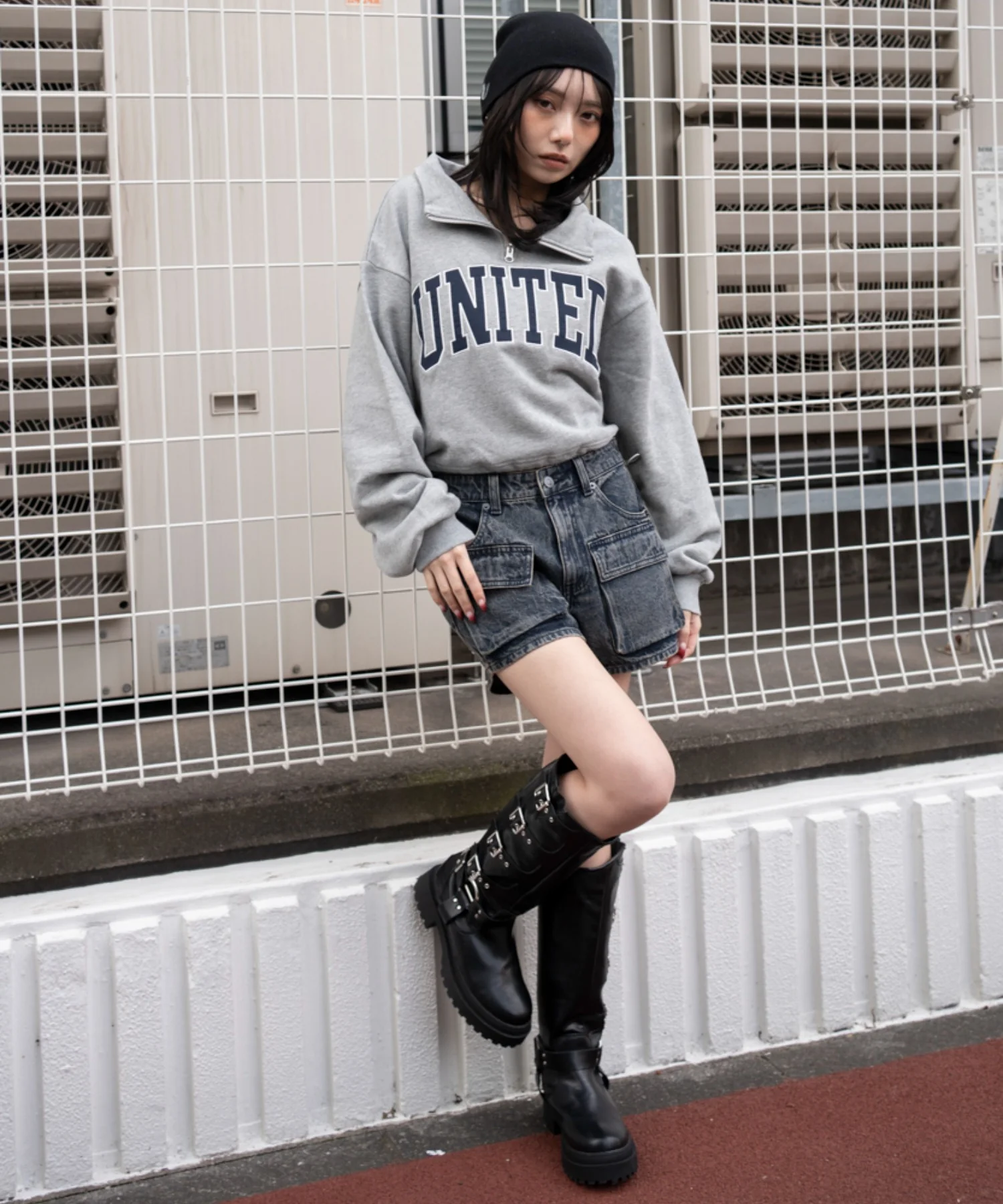グラフィックハーフジップスウェット - Image 15