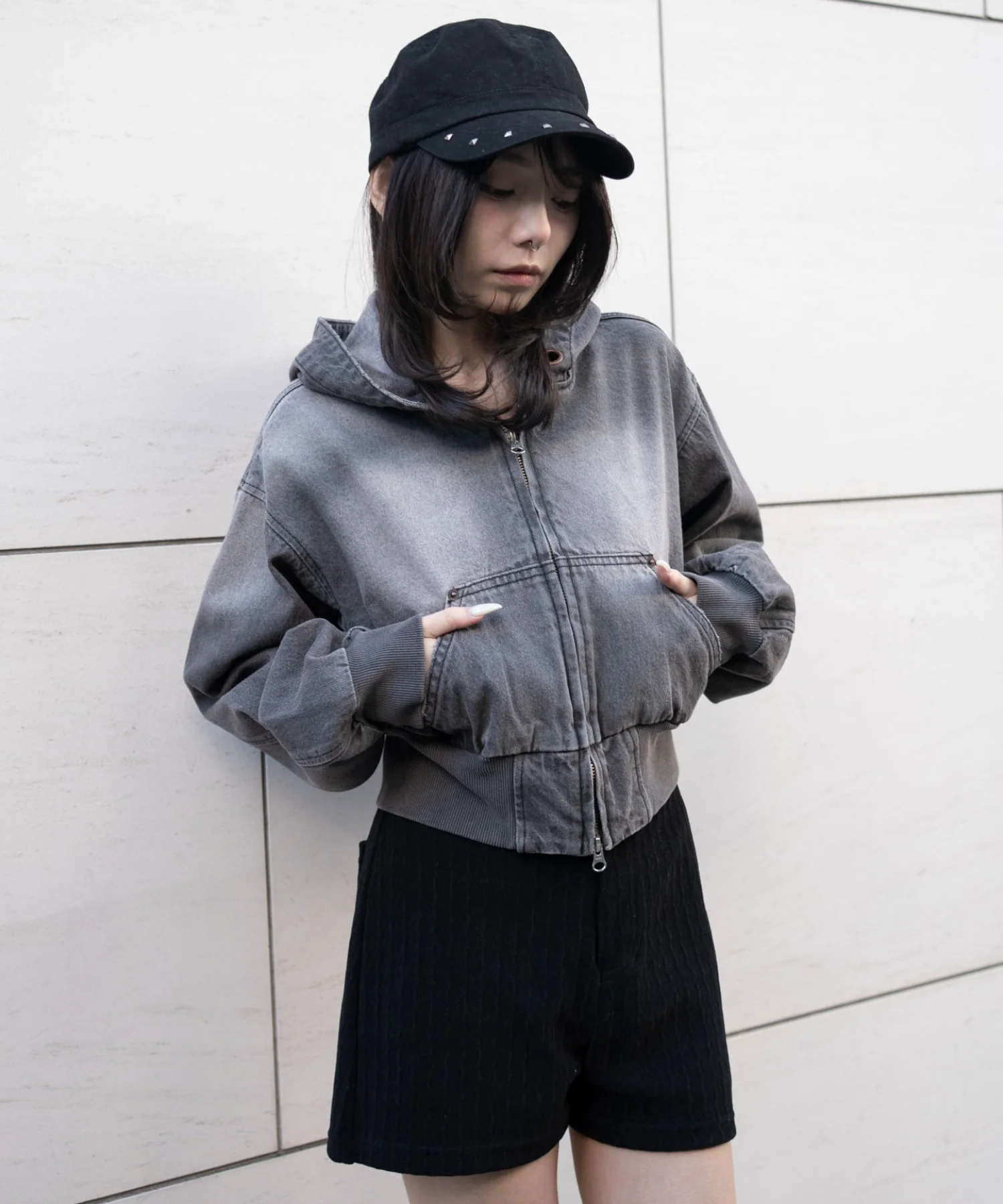 デニムショートフードブルゾン - Image 16