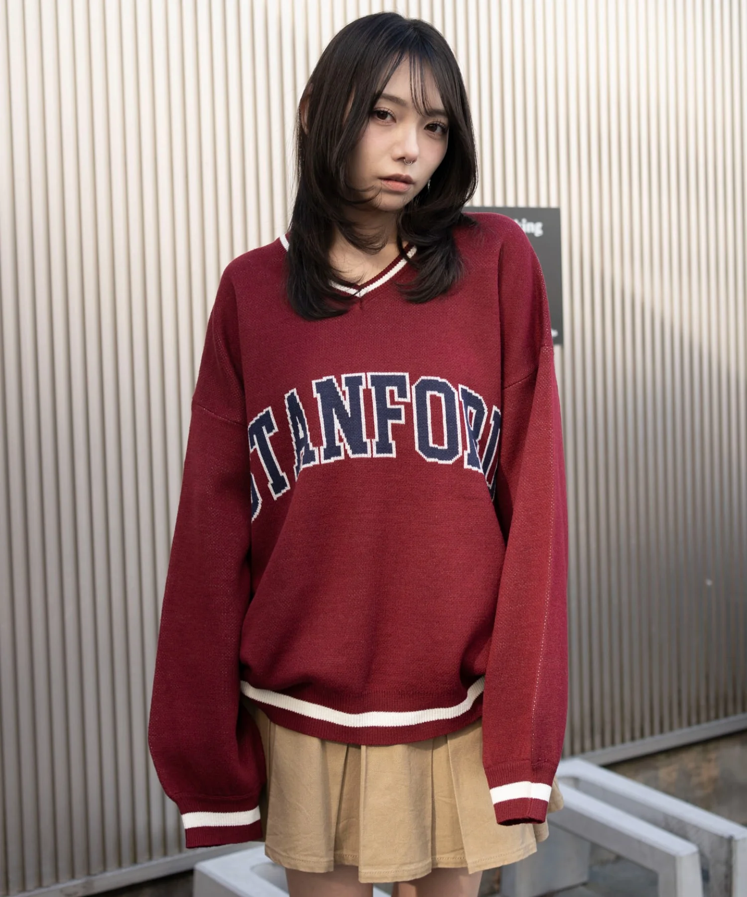 VネックグラフィックニットBIGプルオーバー - Image 10