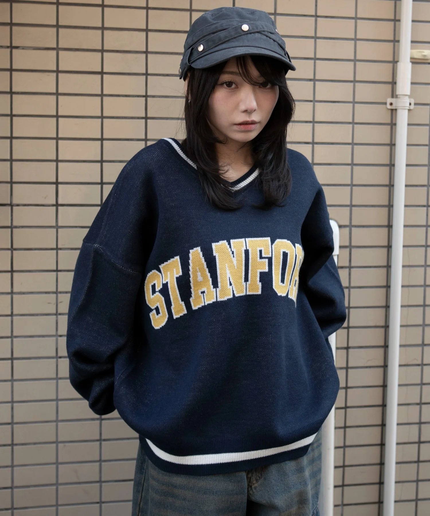 VネックグラフィックニットBIGプルオーバー - Image 14