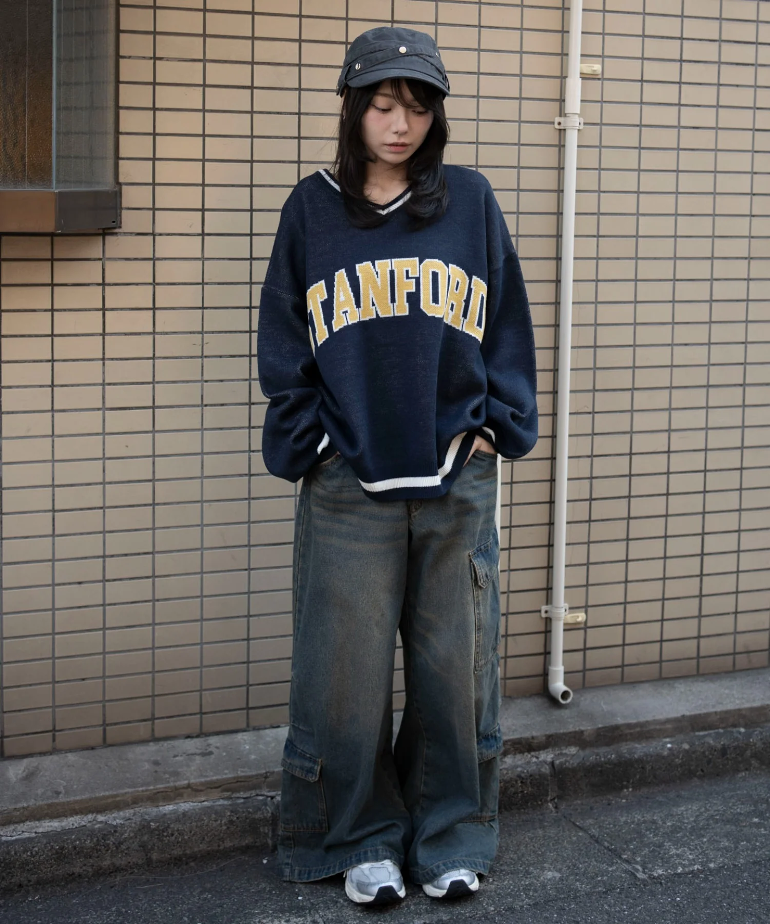 VネックグラフィックニットBIGプルオーバー - Image 16
