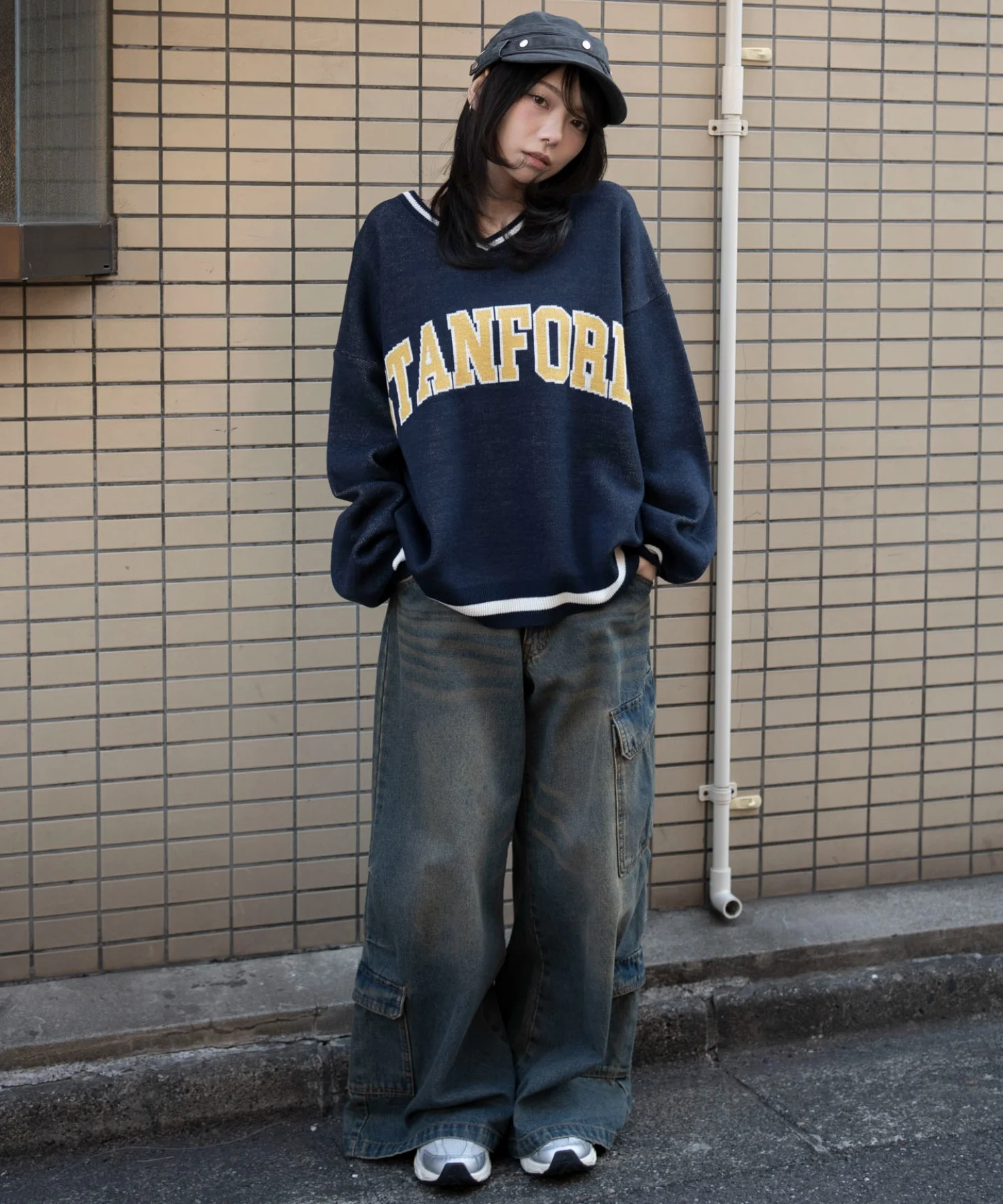 VネックグラフィックニットBIGプルオーバー - Image 17