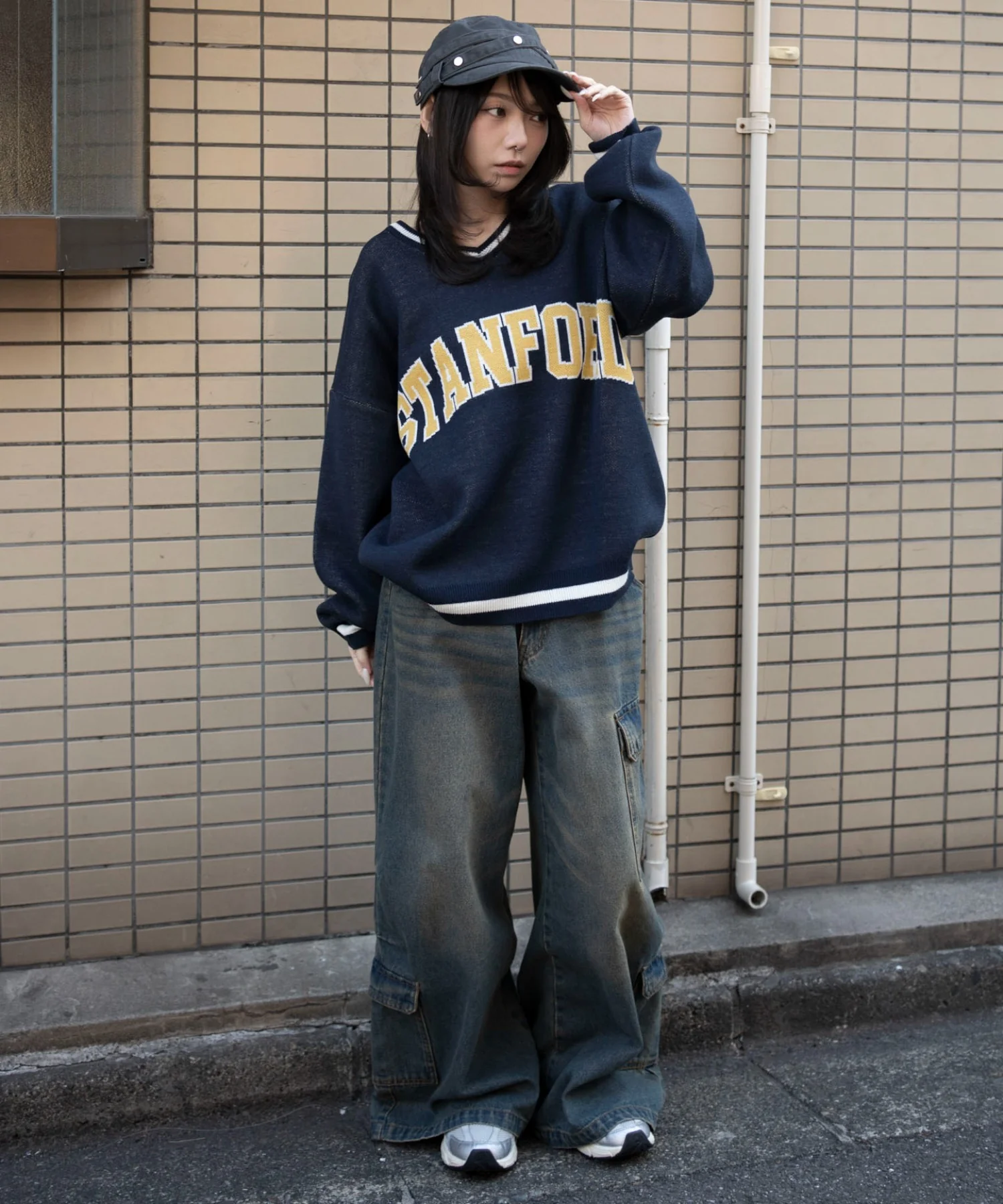 VネックグラフィックニットBIGプルオーバー - Image 5