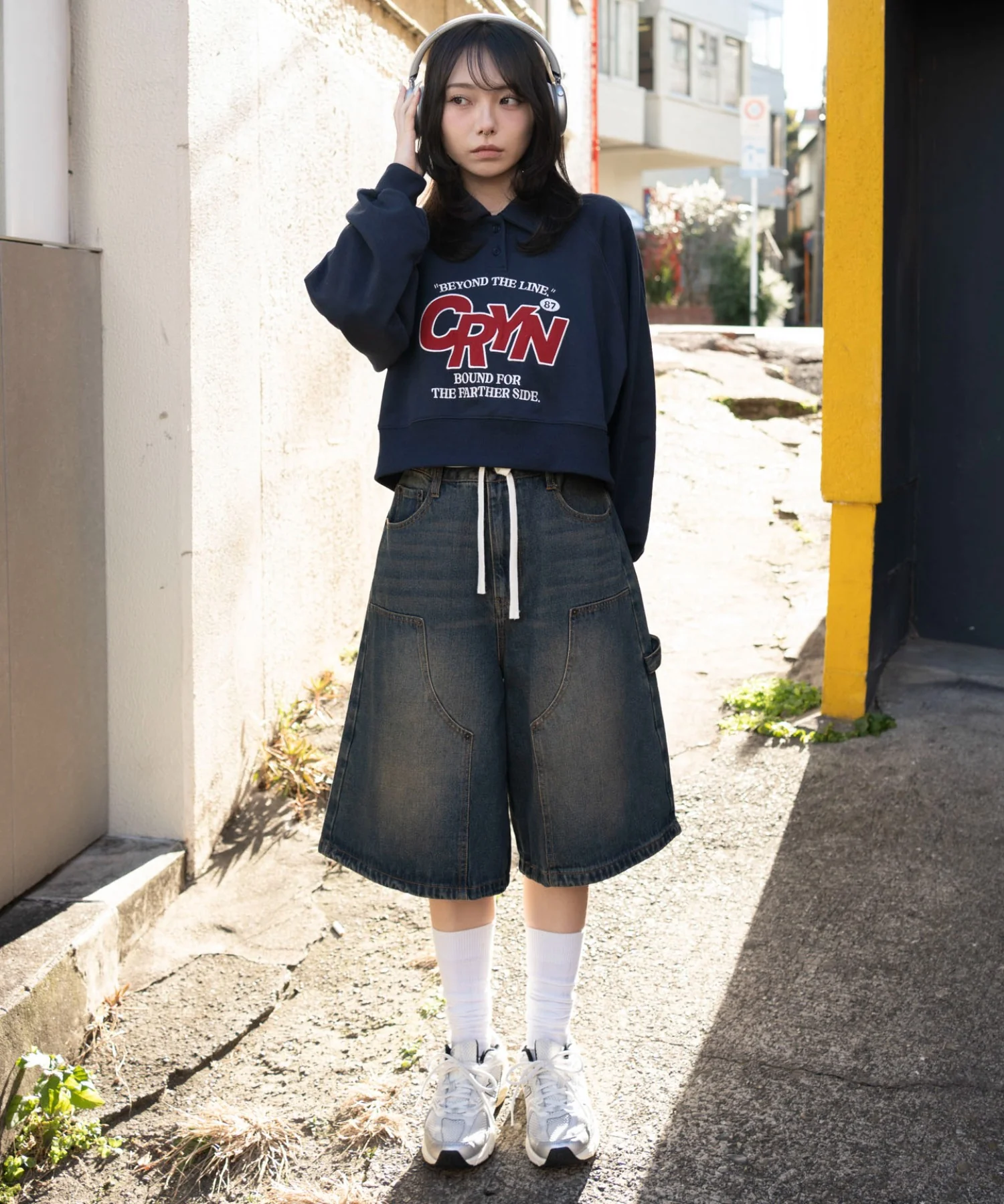 襟付きグラフィックショートスウェット - Image 10