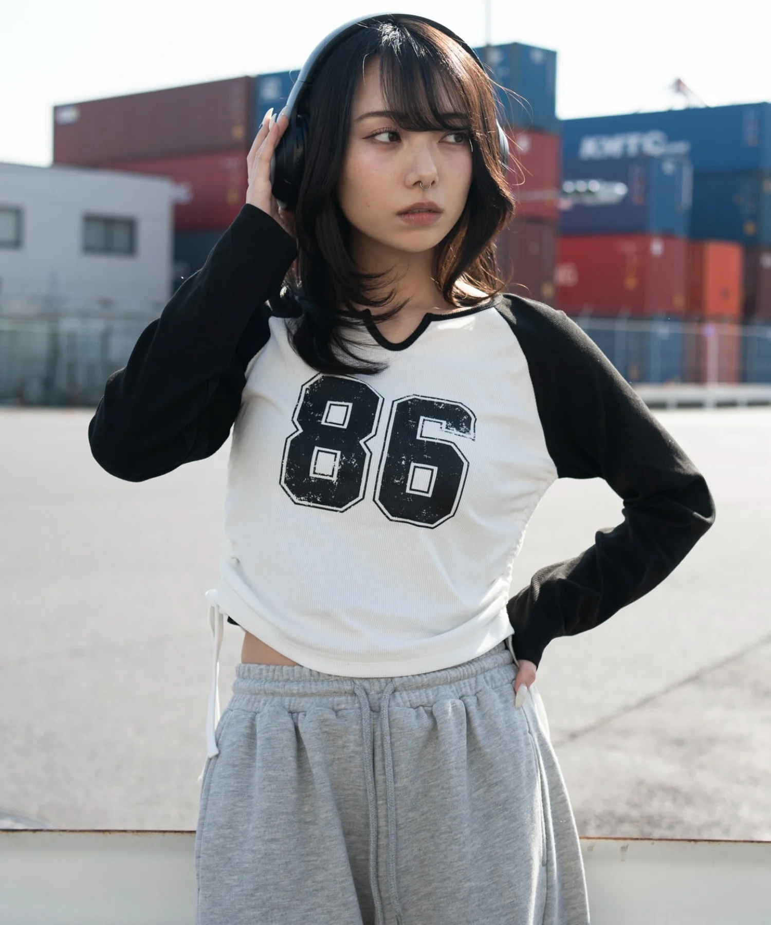 サイドドロストキーネックロンT - Image 11