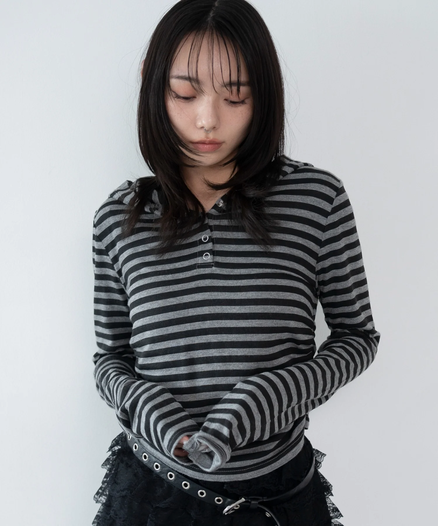 ヘンリーネックフードロンT - Image 17