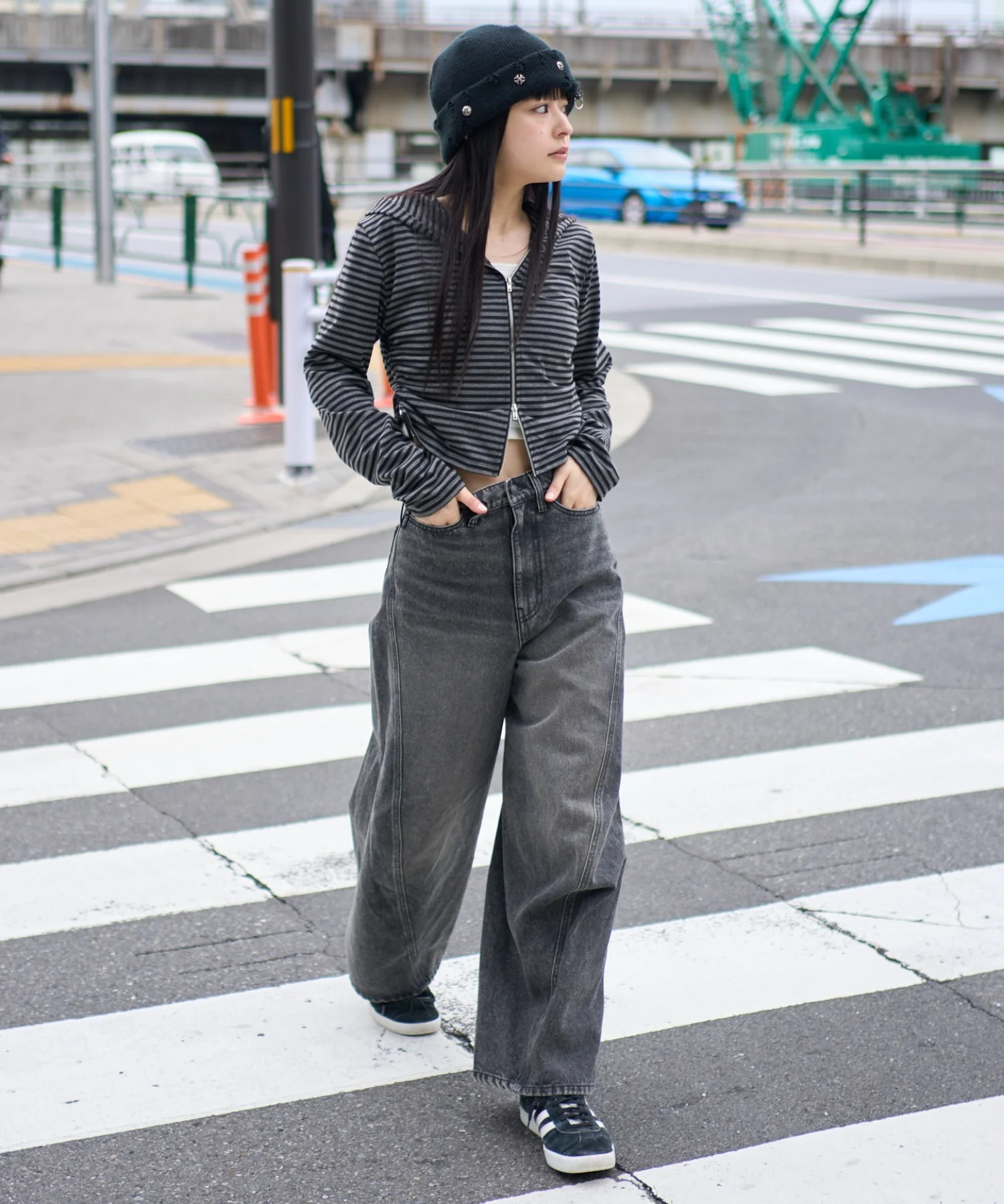 カバーフィットバルーンデニムパンツ - Image 10