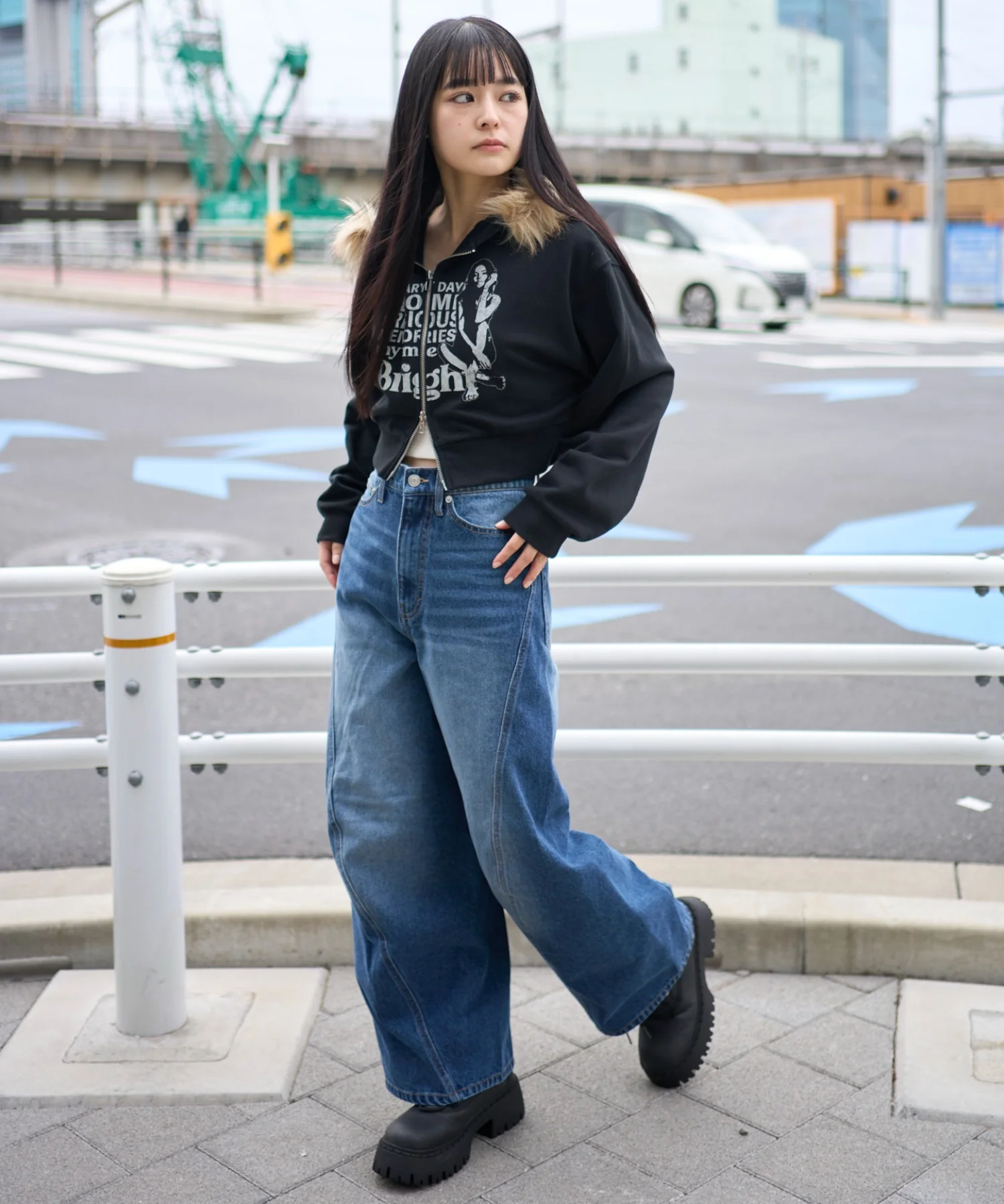 カバーフィットバルーンデニムパンツ - Image 26