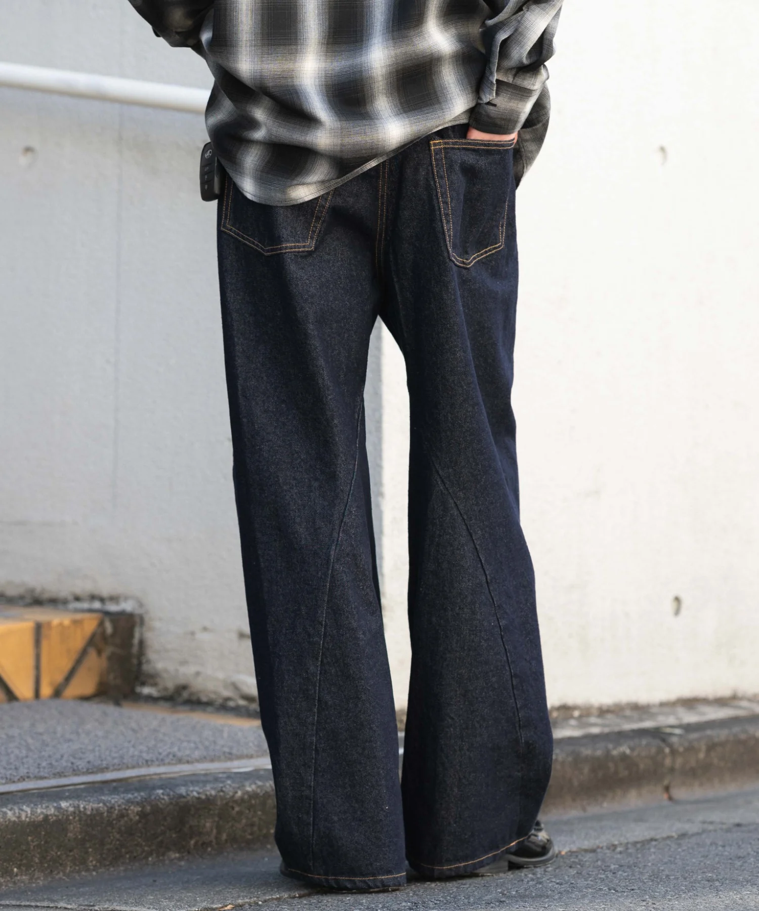 カバーフィットバルーンデニムパンツ - Image 29