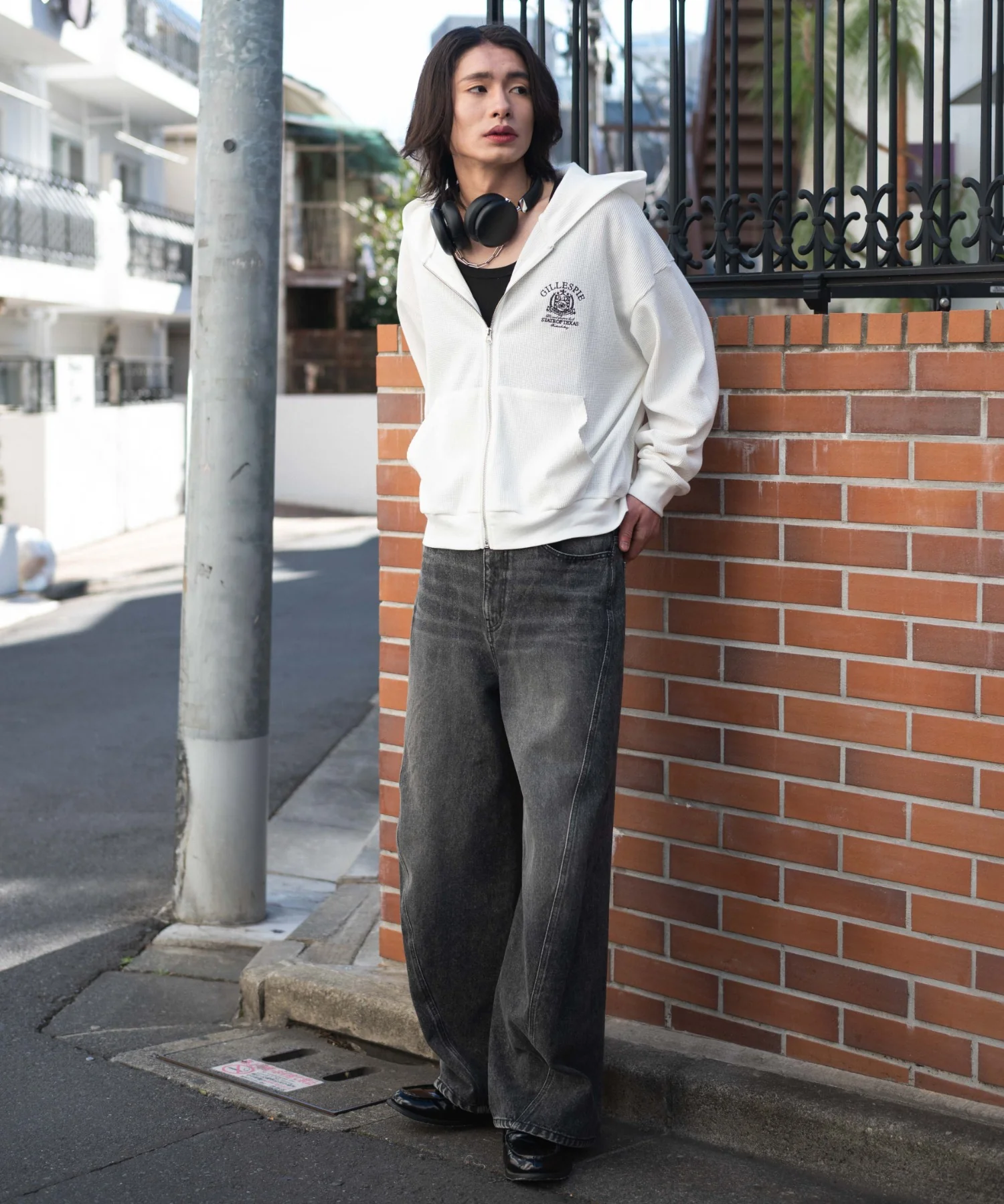 カバーフィットバルーンデニムパンツ - Image 35