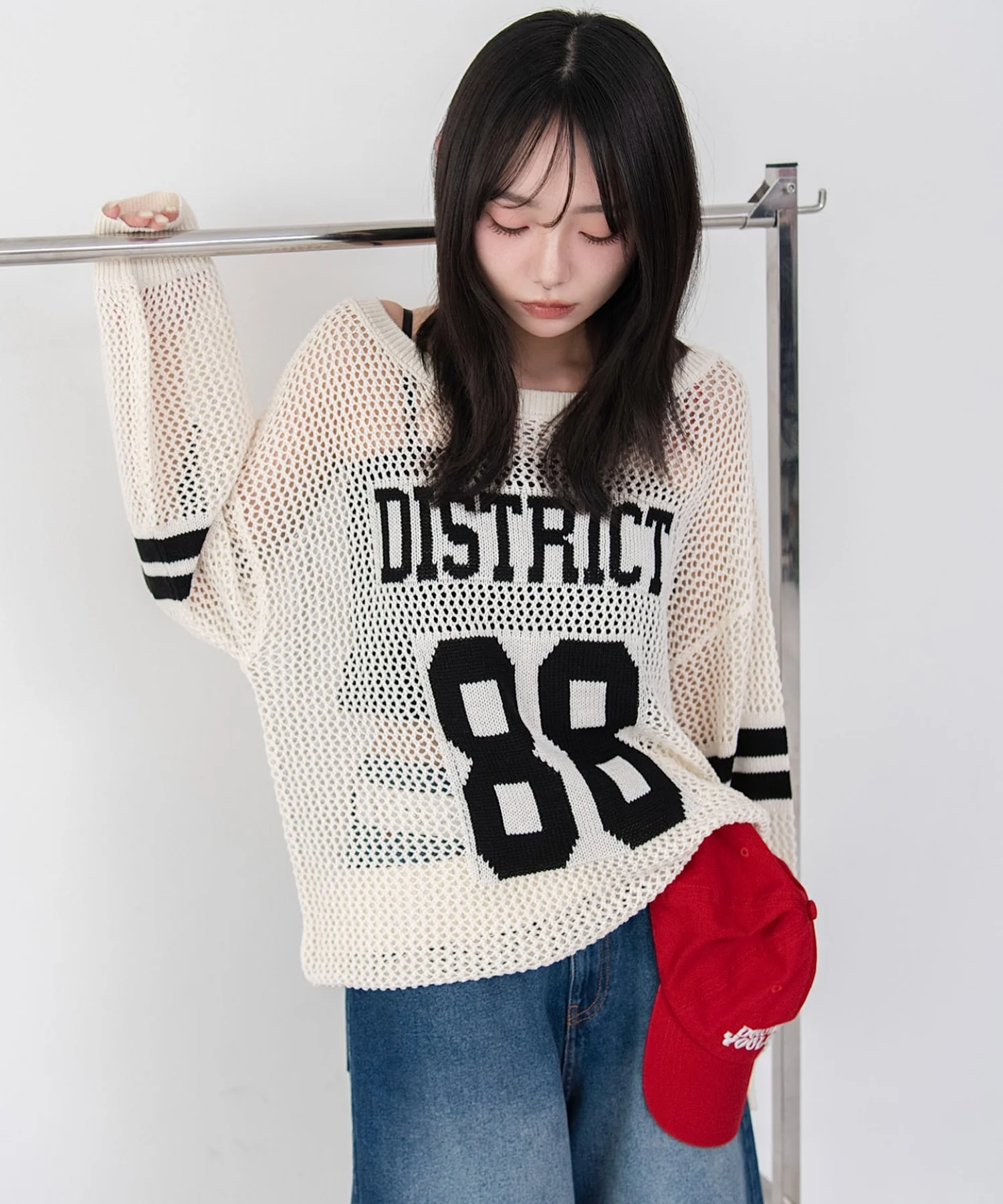 メッシュナンバリングニット