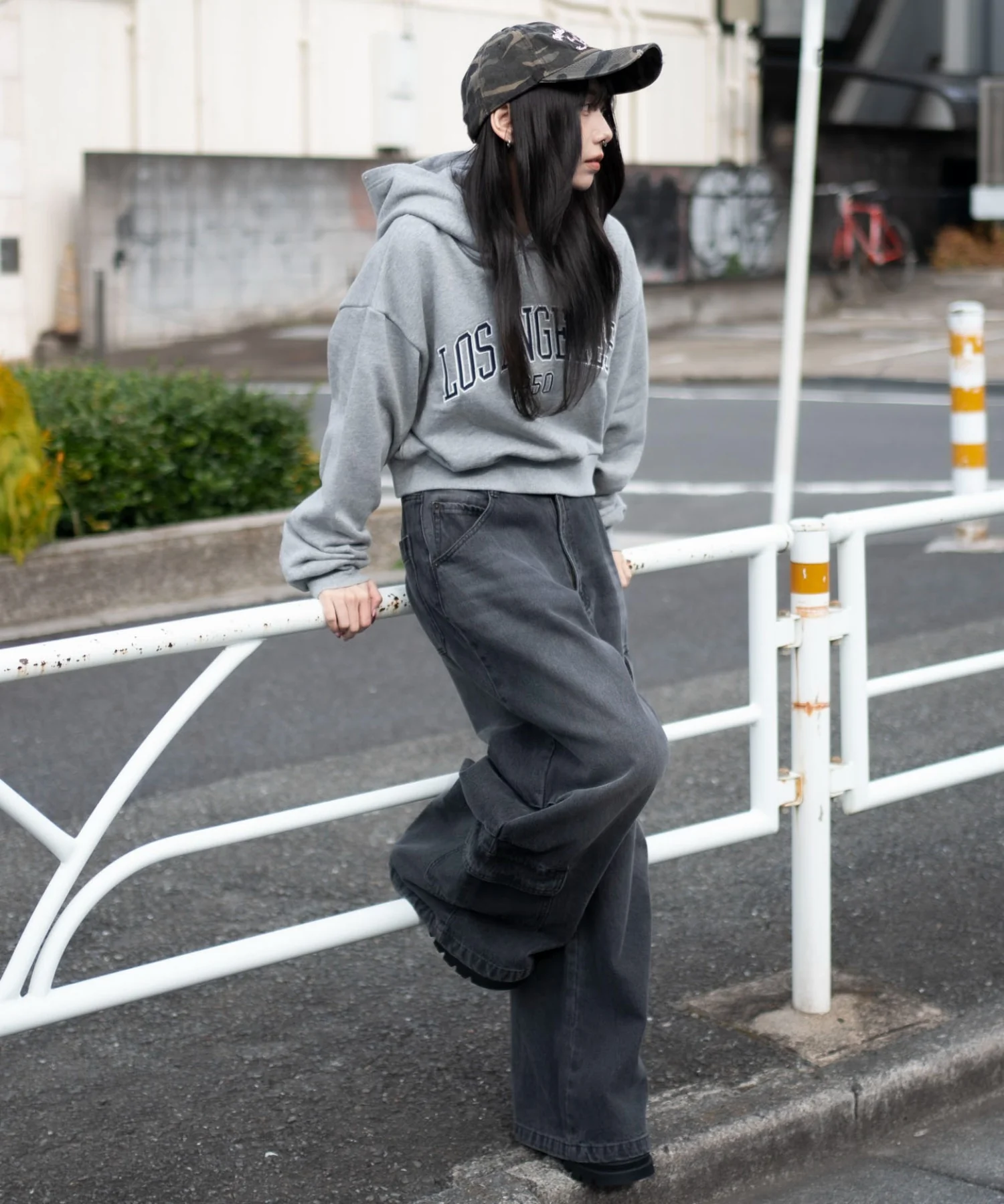 グラフィックショートプルパーカー - Image 30