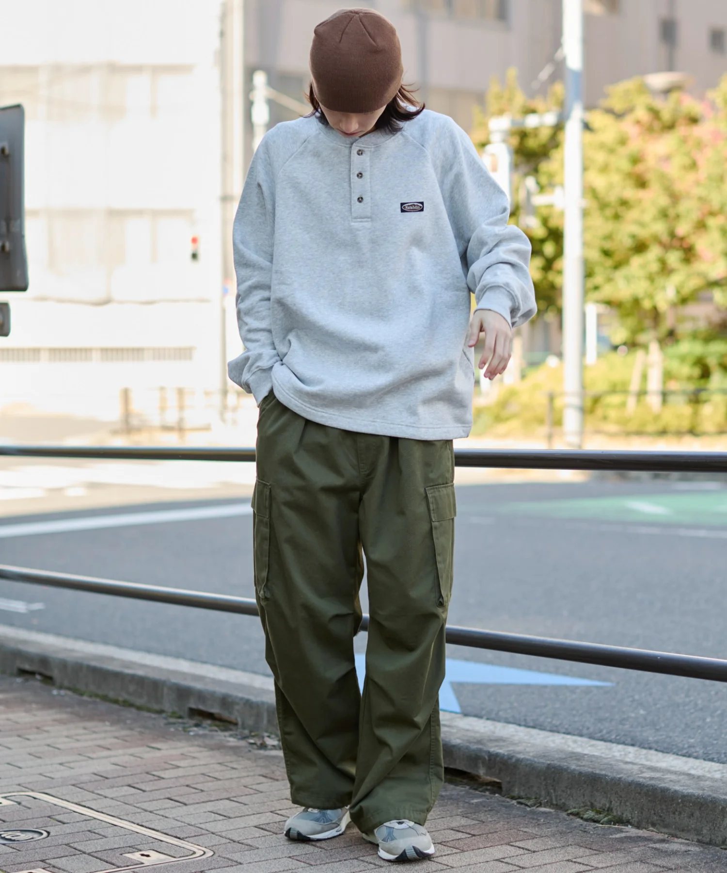 裏起毛ショートドロストヘンリーネックプルオーバー - Image 3