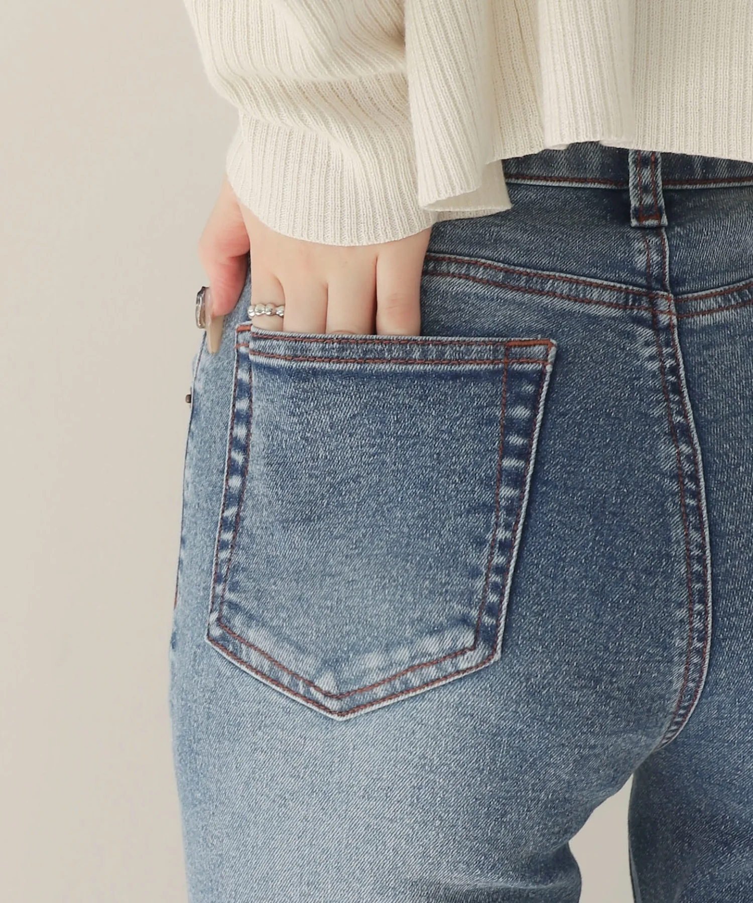 ストレッチフレアデニムパンツ - Image 11