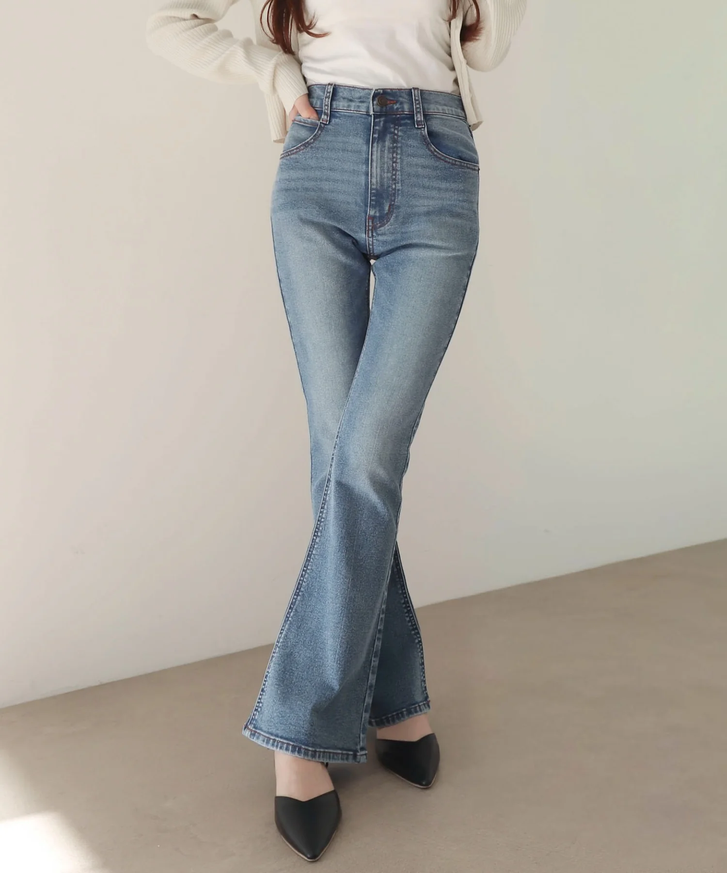 ストレッチフレアデニムパンツ - Image 14
