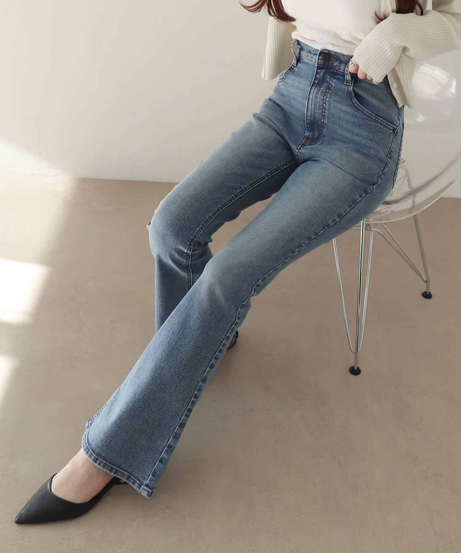 ストレッチフレアデニムパンツ - Image 18