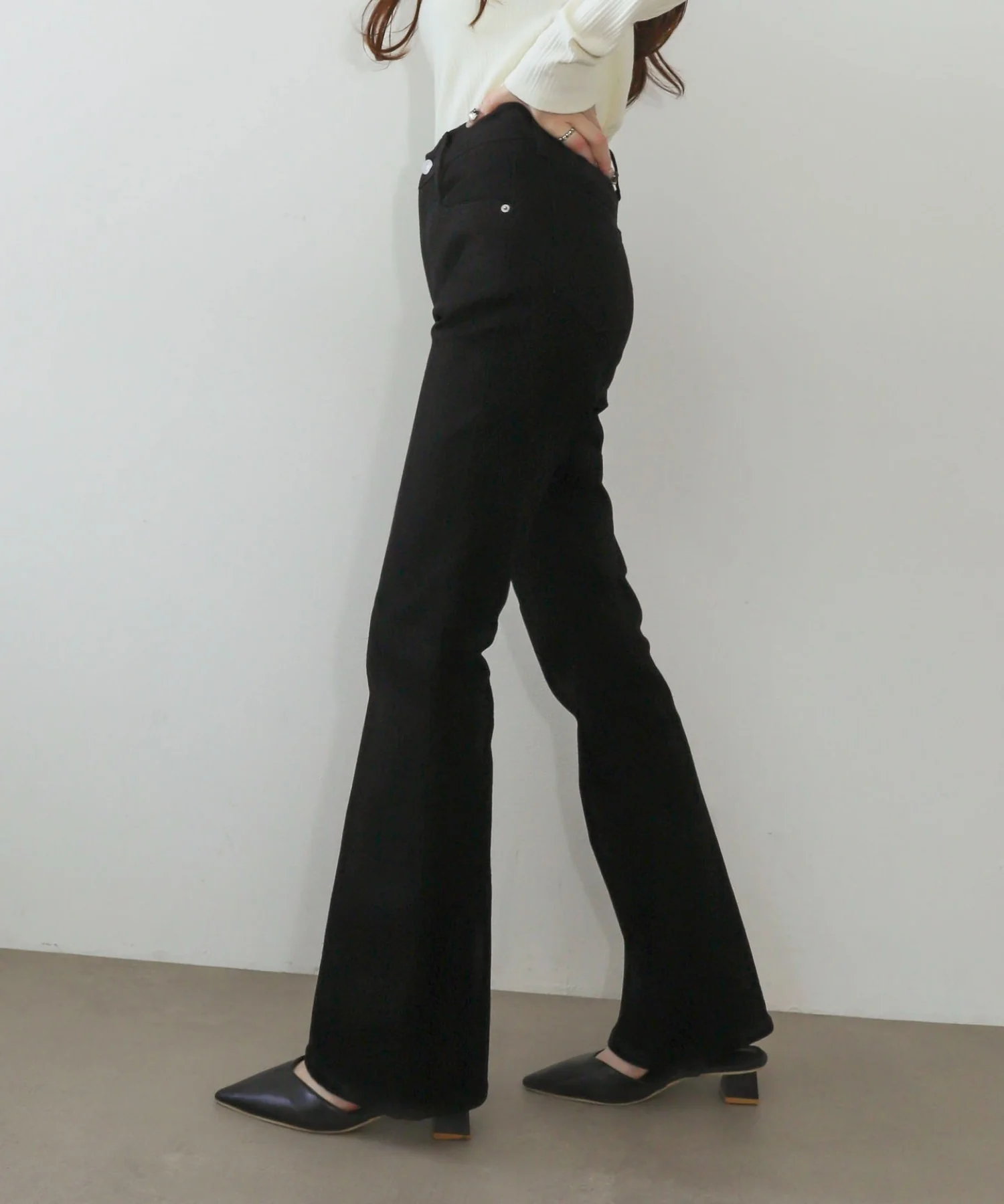 ストレッチフレアデニムパンツ - Image 23