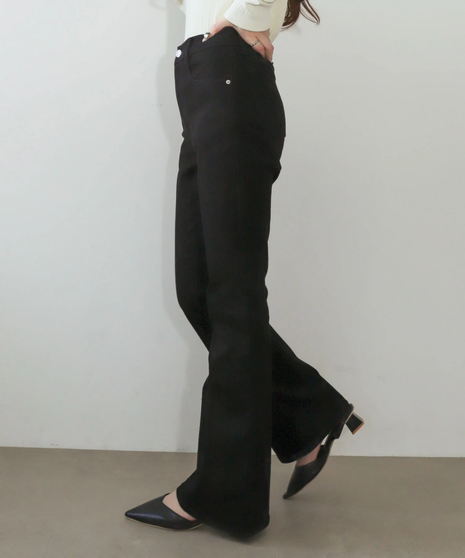 ストレッチフレアデニムパンツ - Image 24