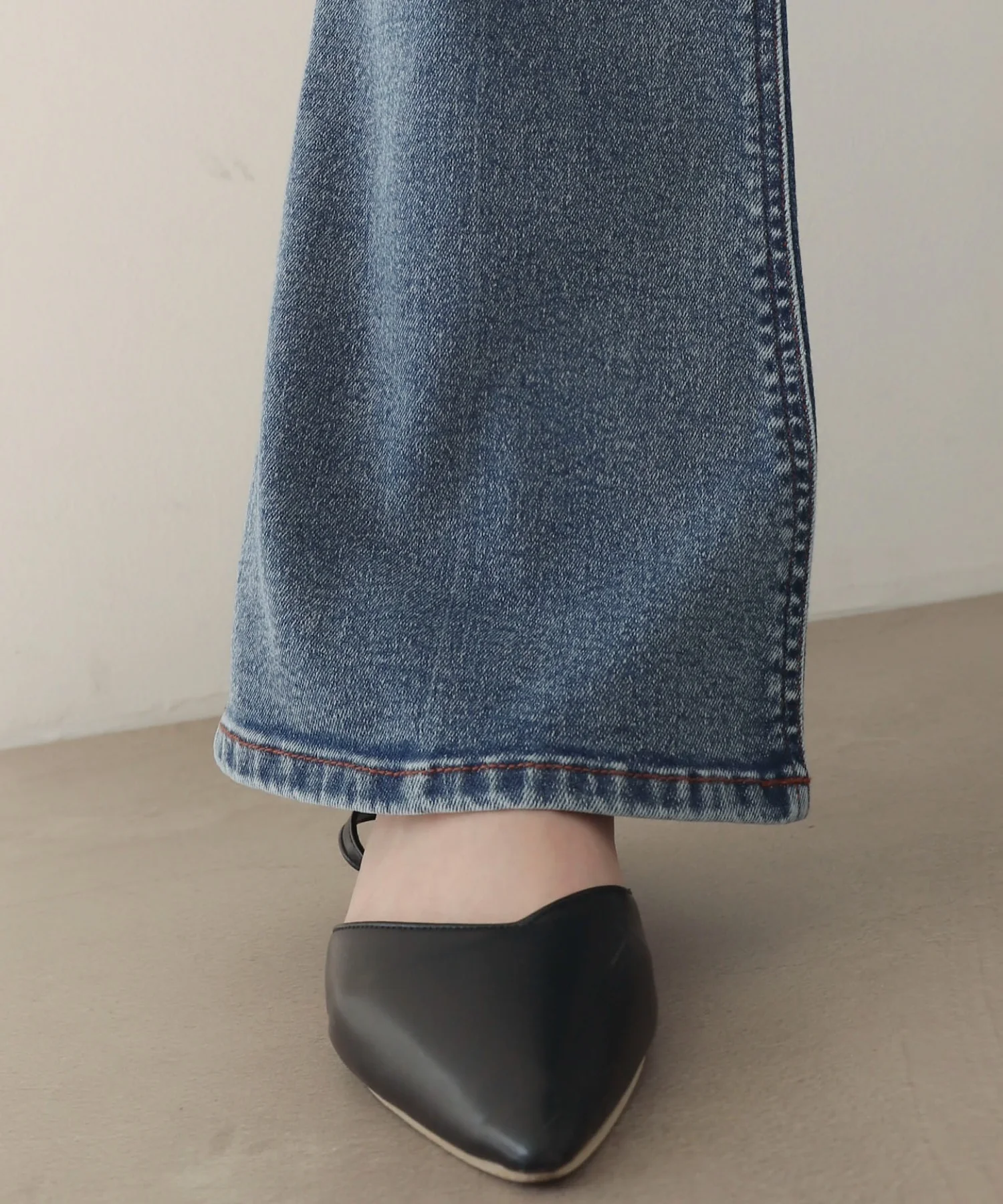 ストレッチフレアデニムパンツ - Image 9