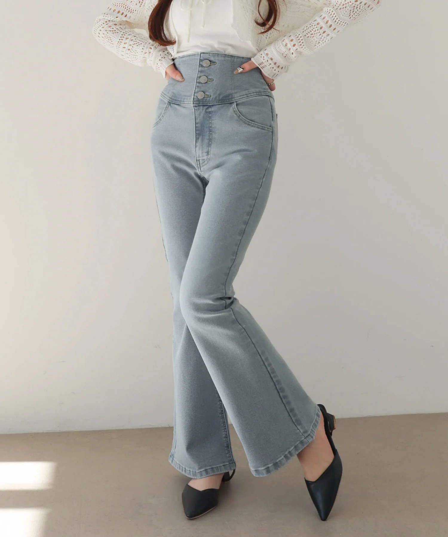 ハイウエストストレッチフレアデニムパンツ - Image 16