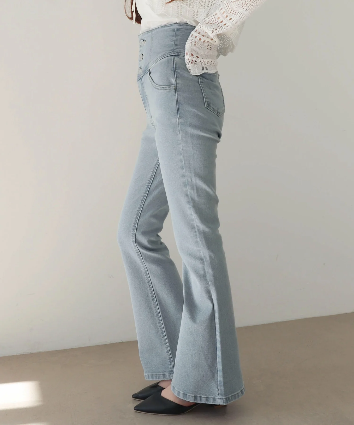 ハイウエストストレッチフレアデニムパンツ - Image 17