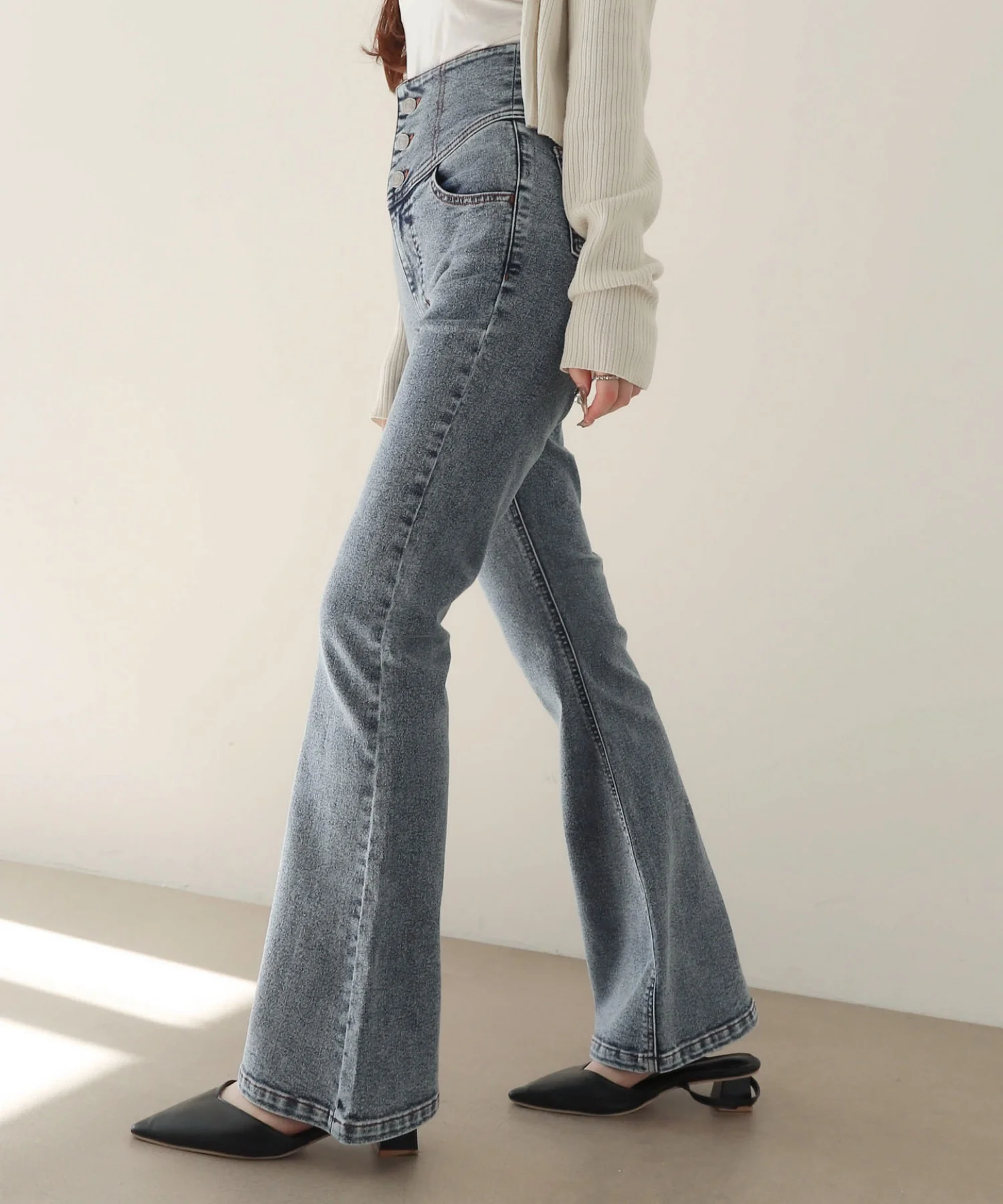 ハイウエストストレッチフレアデニムパンツ - Image 25