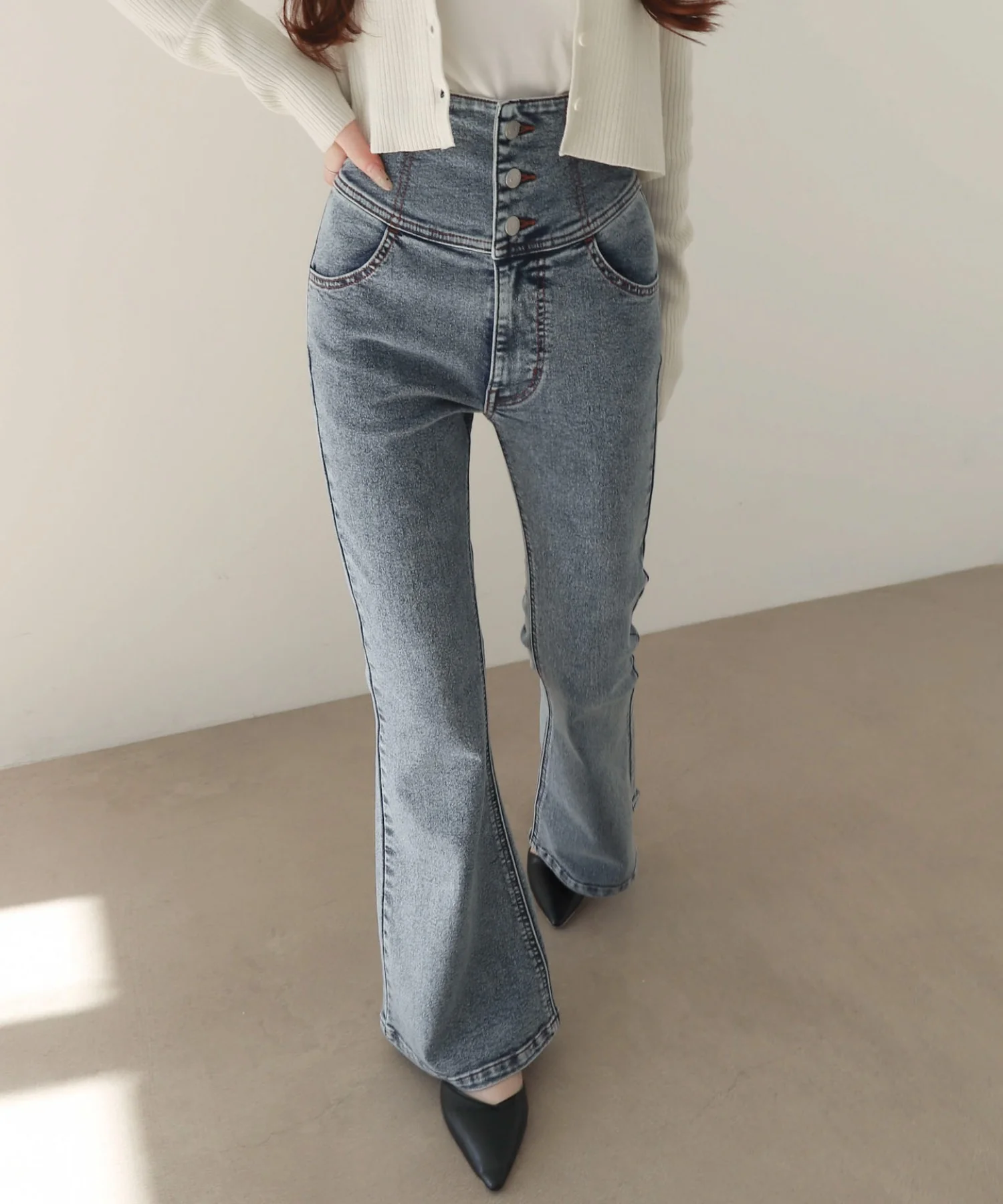 ハイウエストストレッチフレアデニムパンツ - Image 26
