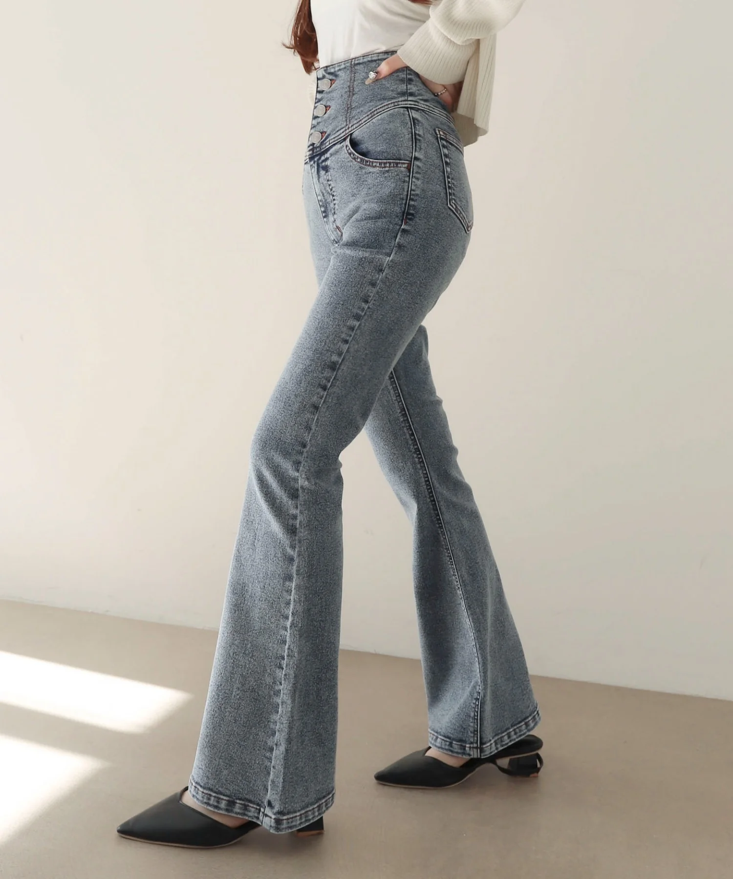 ハイウエストストレッチフレアデニムパンツ - Image 28