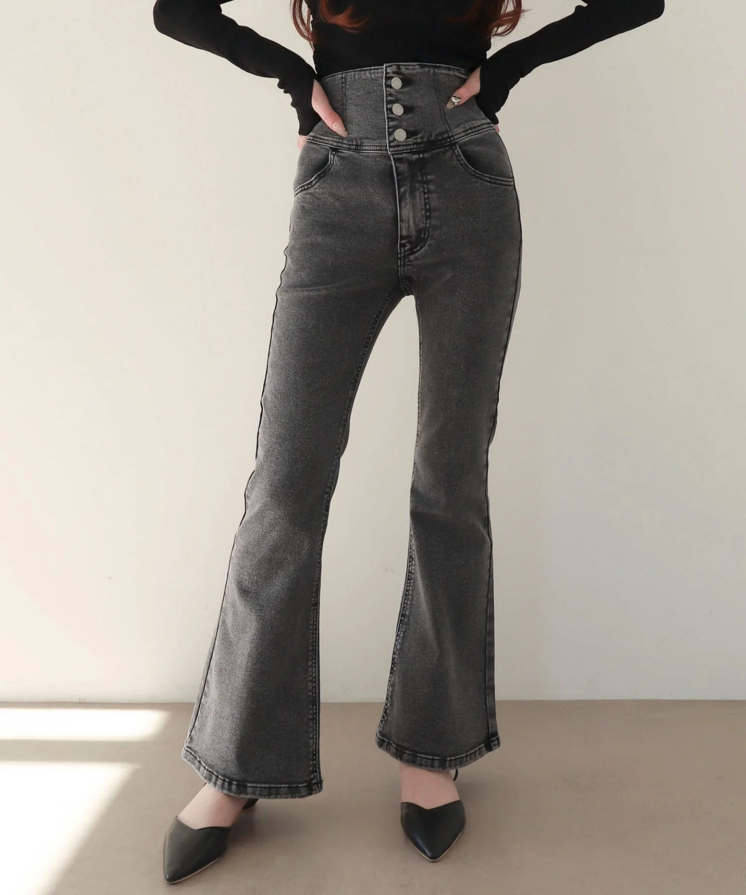 ハイウエストストレッチフレアデニムパンツ - Image 30