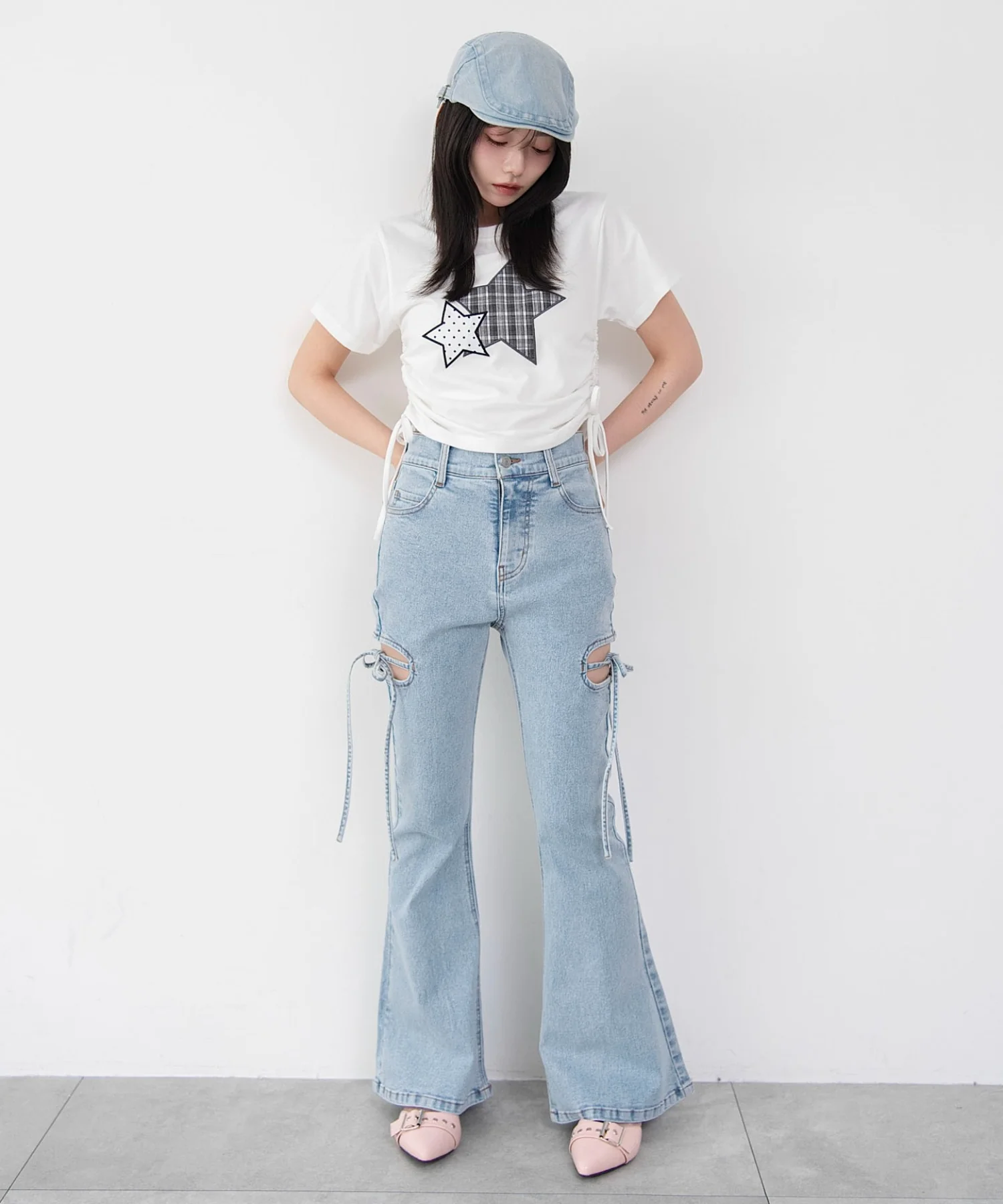 カットアウトリボンストレッチフレアデニムパンツ - Image 19