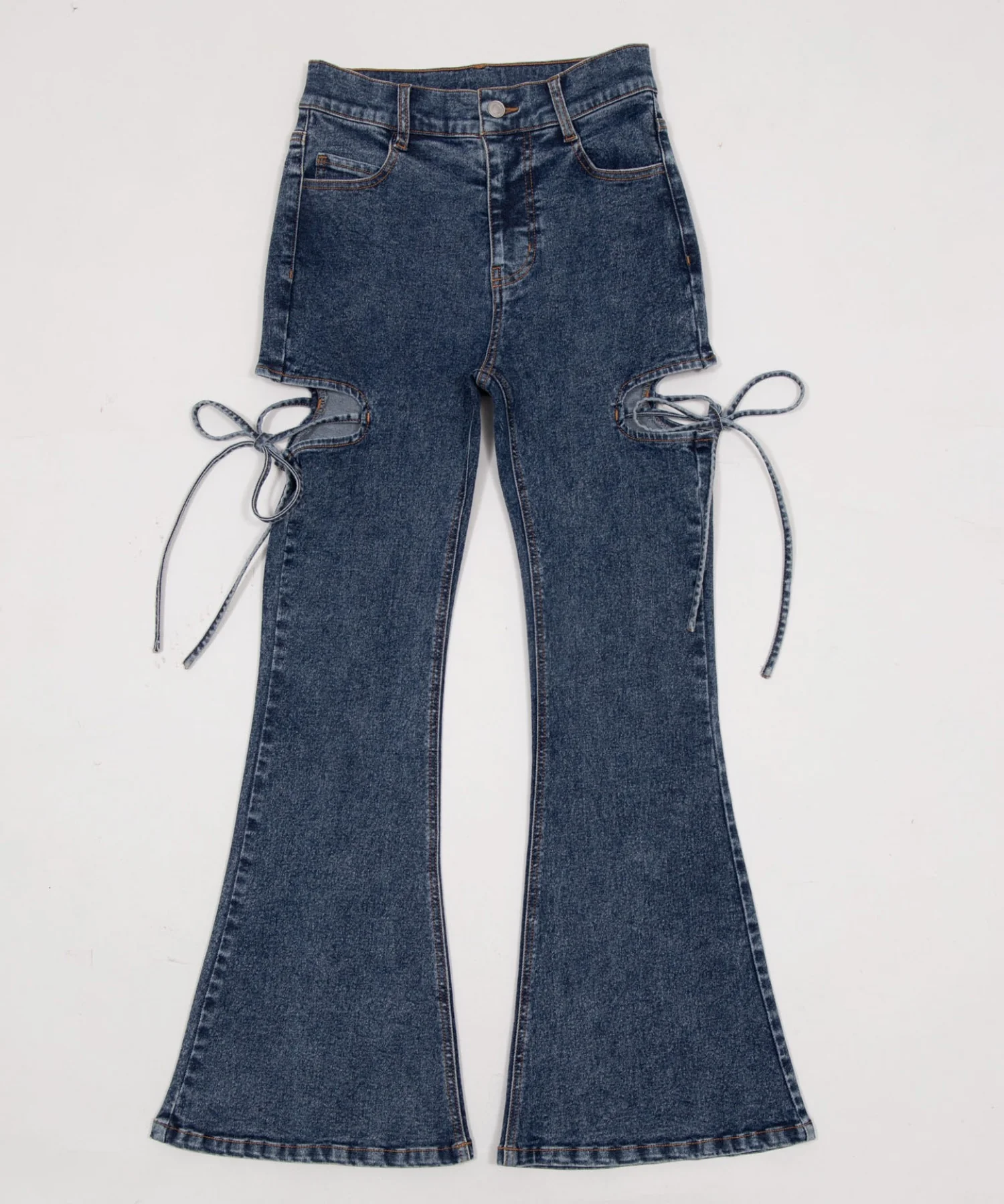 カットアウトリボンストレッチフレアデニムパンツ - Image 35