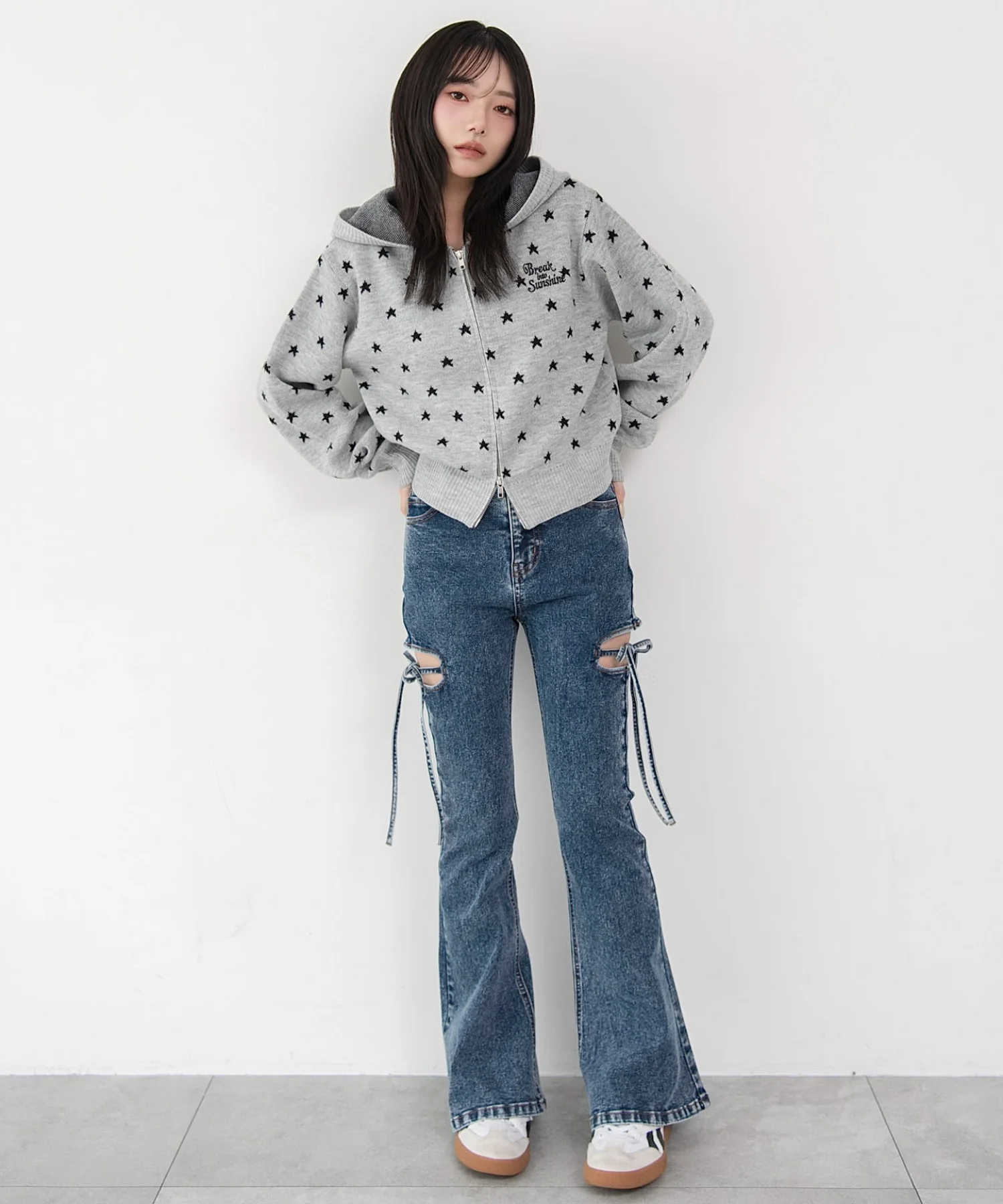 カットアウトリボンストレッチフレアデニムパンツ - Image 6