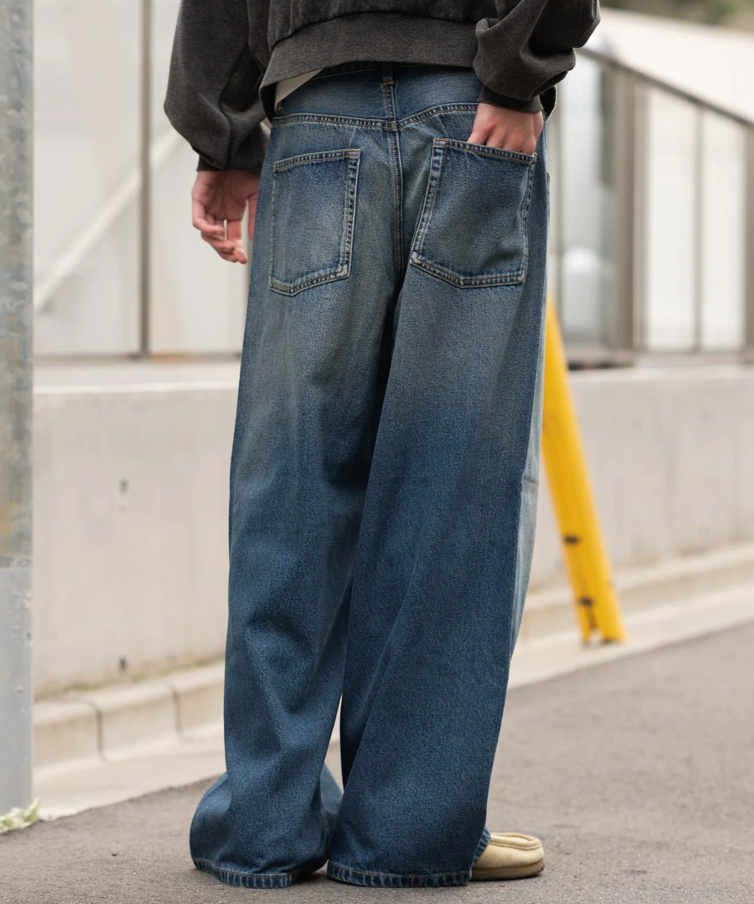 エクストラバギーデニムパンツ - Image 17