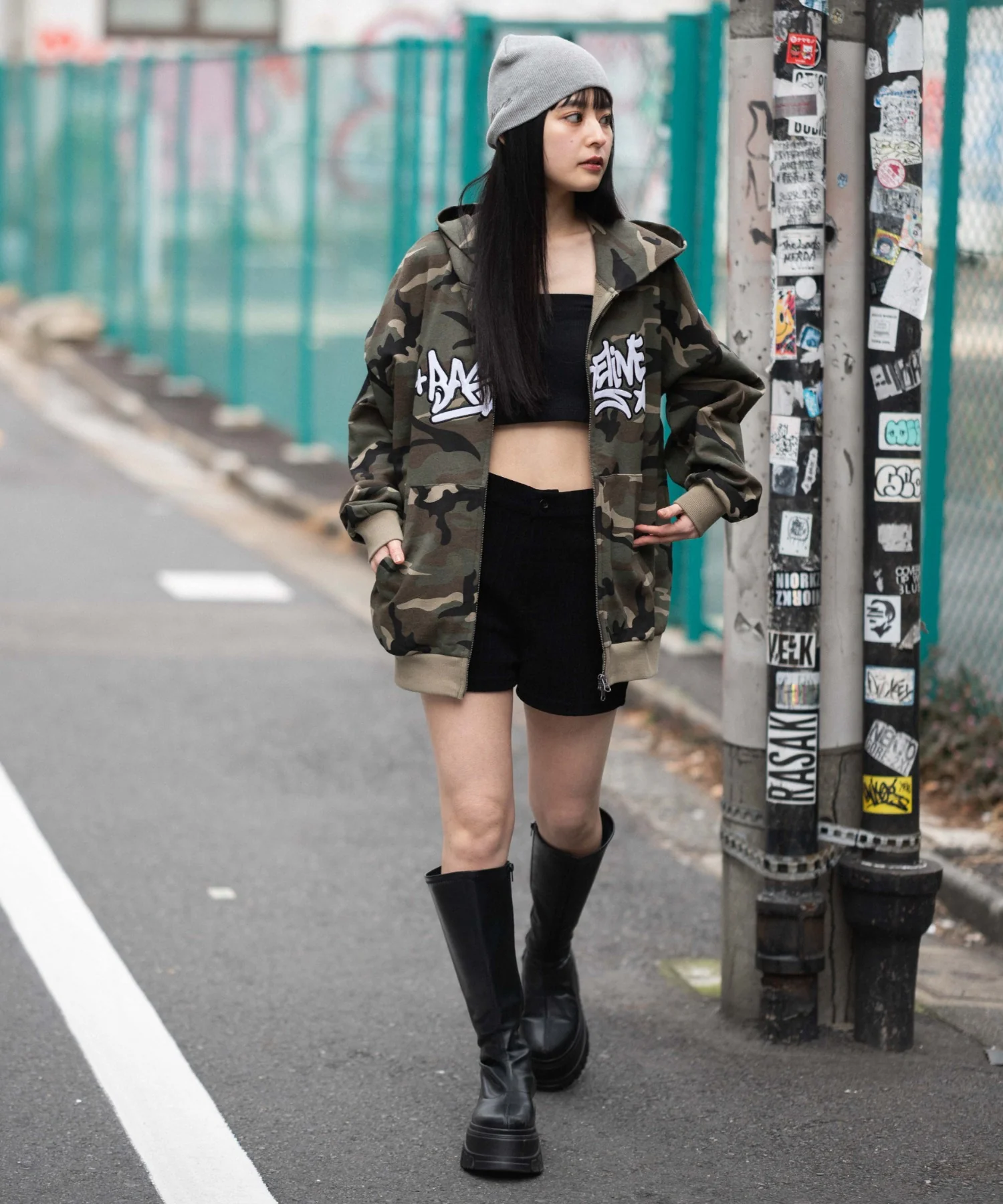 グラフィックZIPパーカー - Image 35