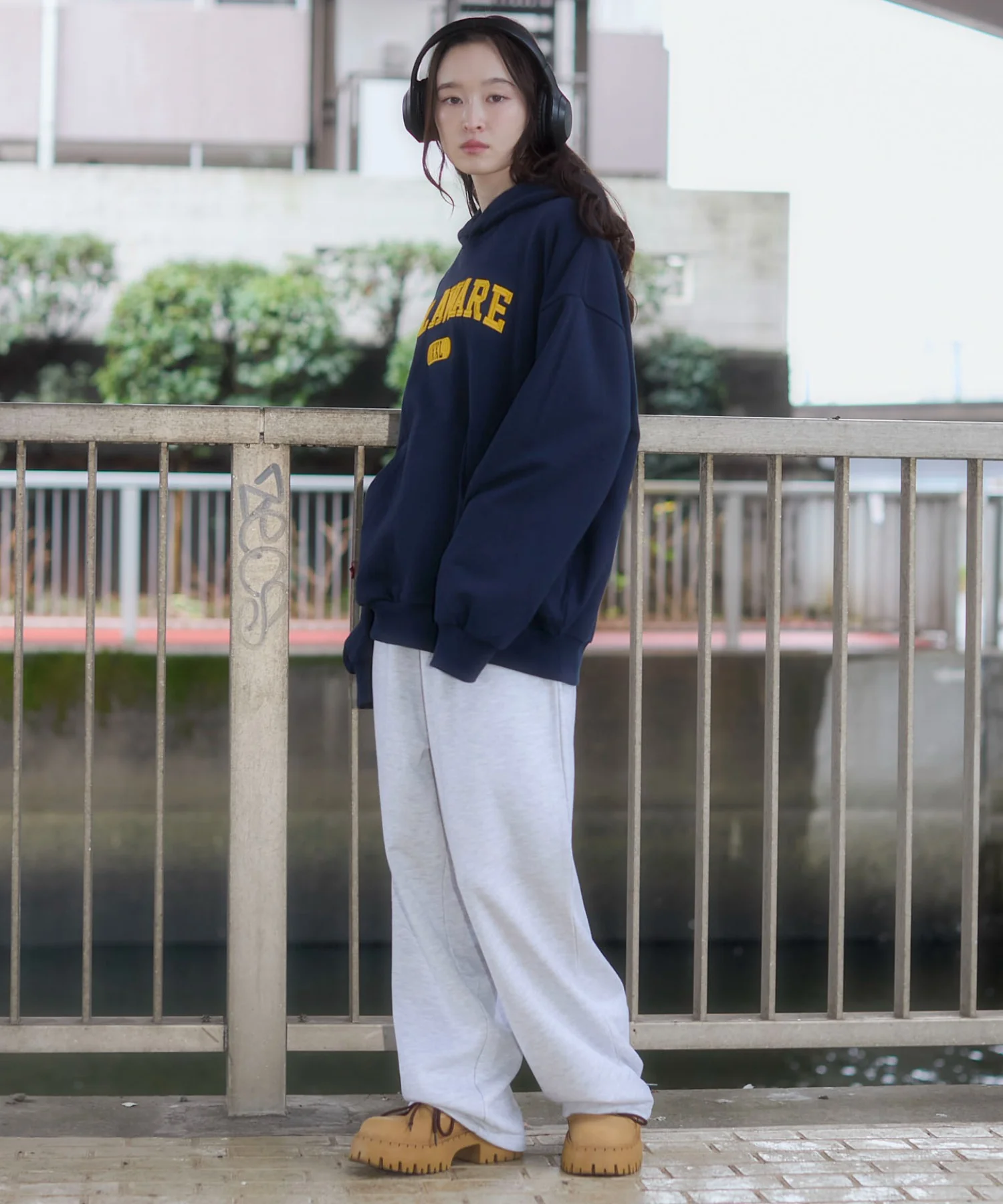 グラフィックロゴプルパーカー - Image 26