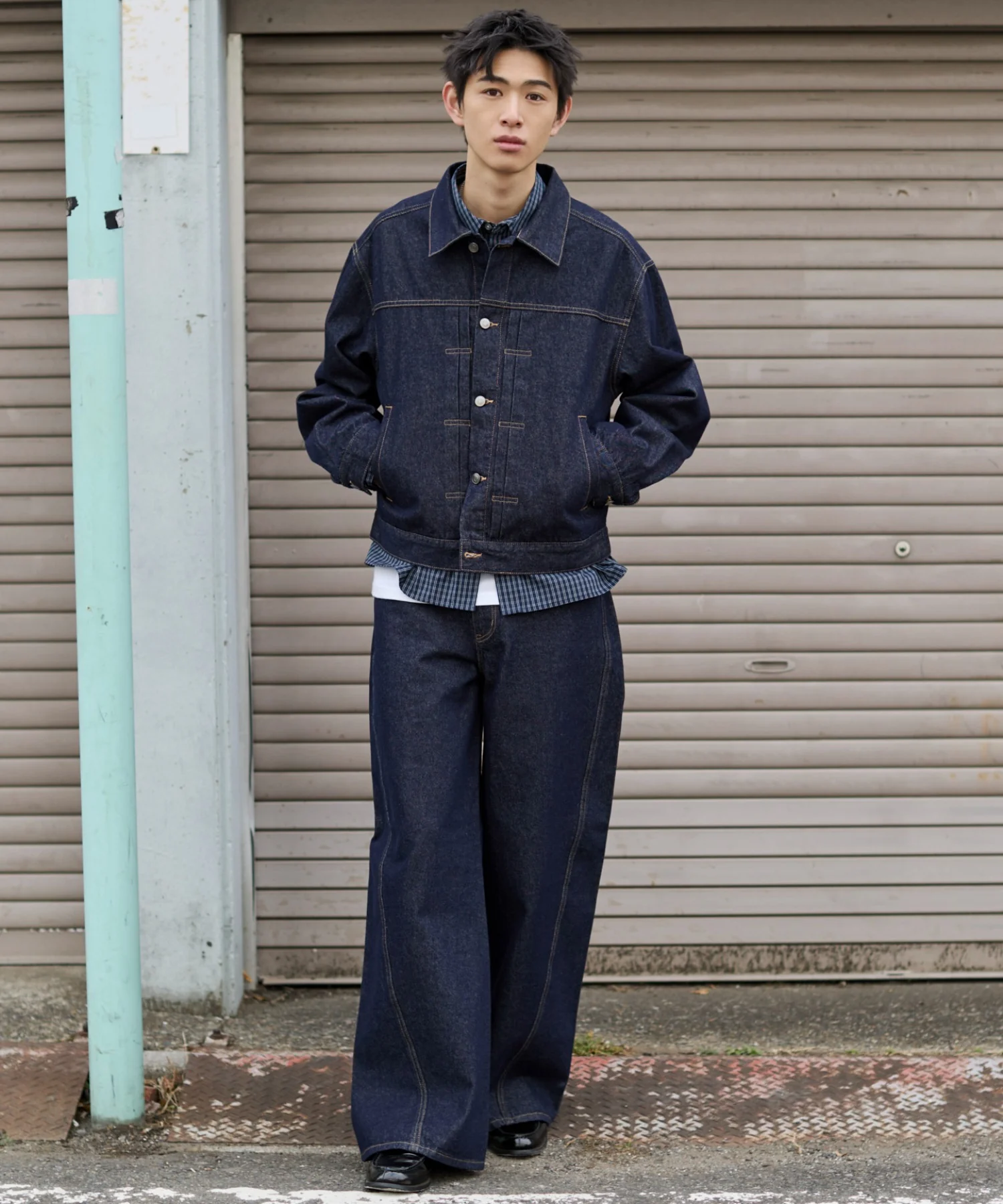 カバーフィットフラップデニムパンツ - Image 20