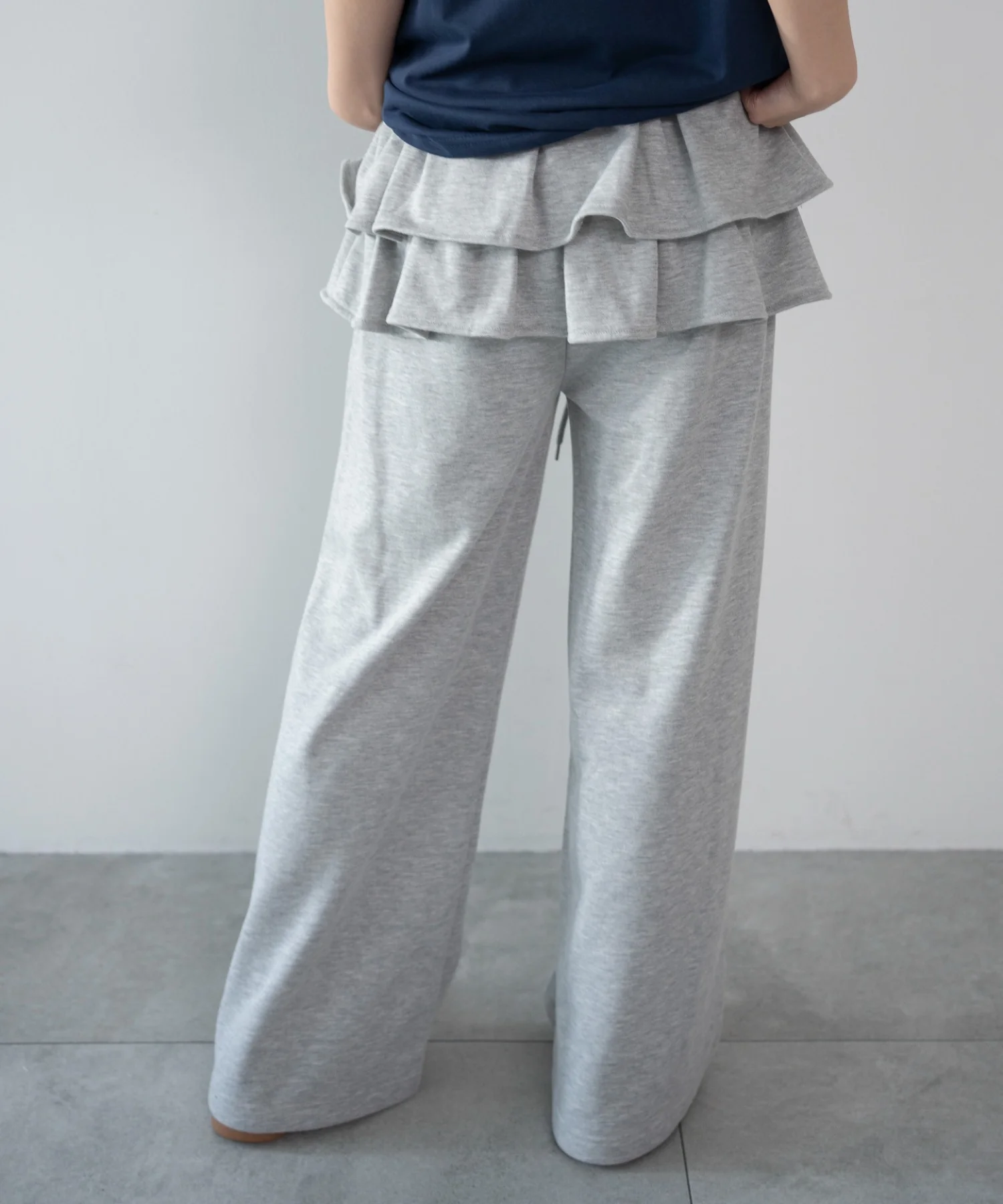 レイヤードデザインスウェットパンツ - Image 9