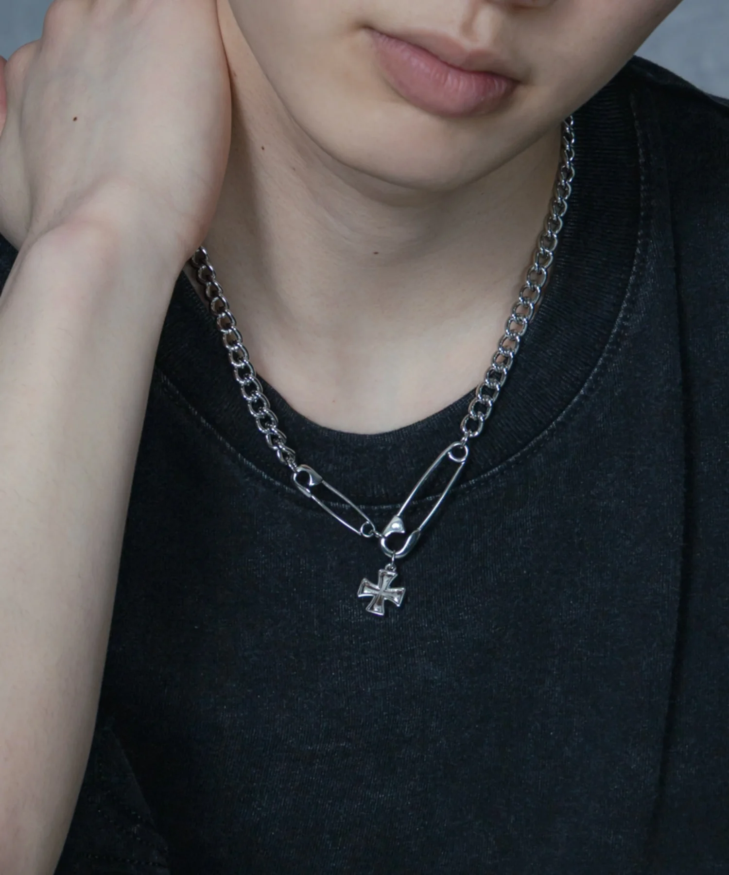 Msafetypinモチーフネックレス - Image 3