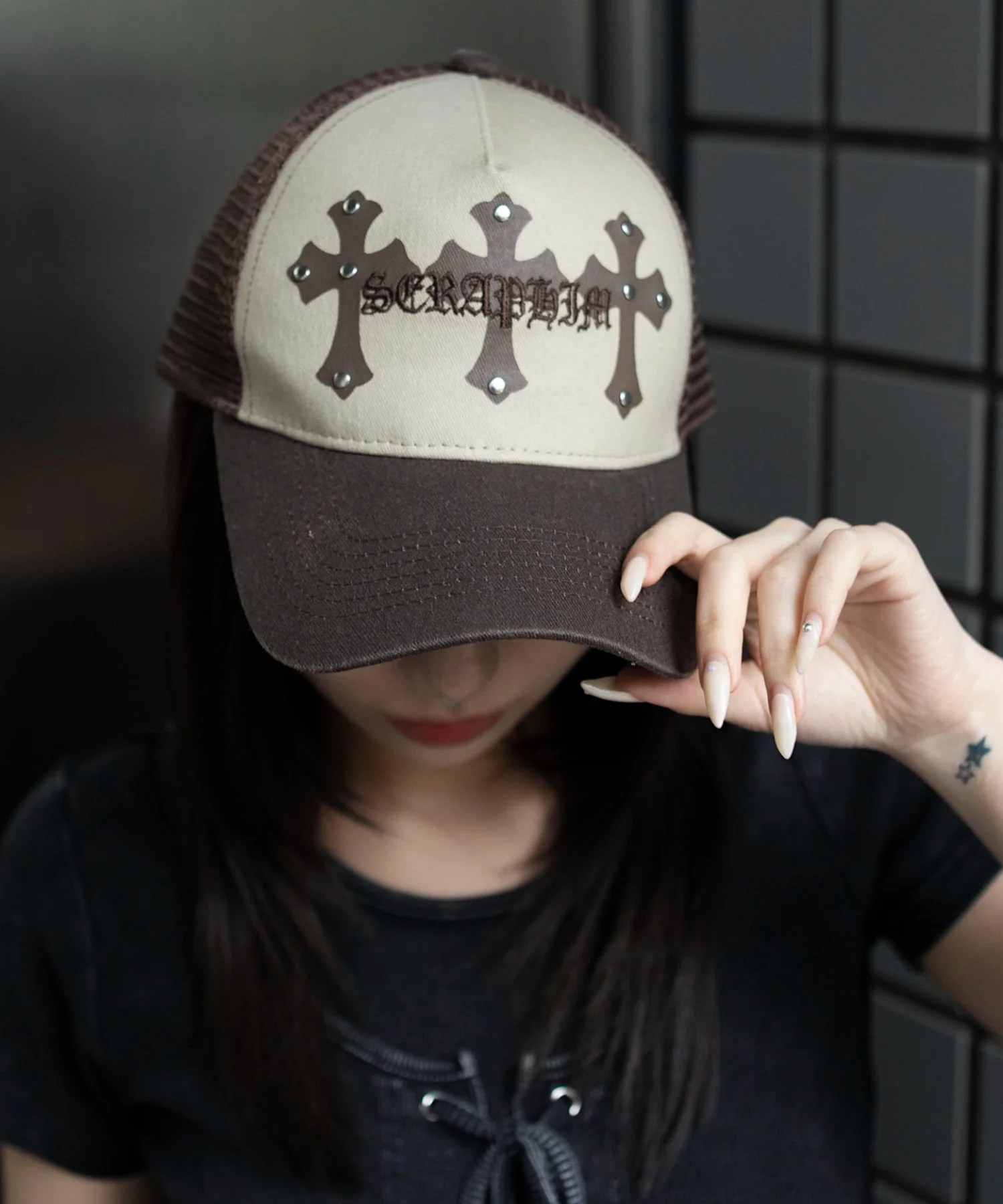 クロススタッズメッシュキャップ - Image 4
