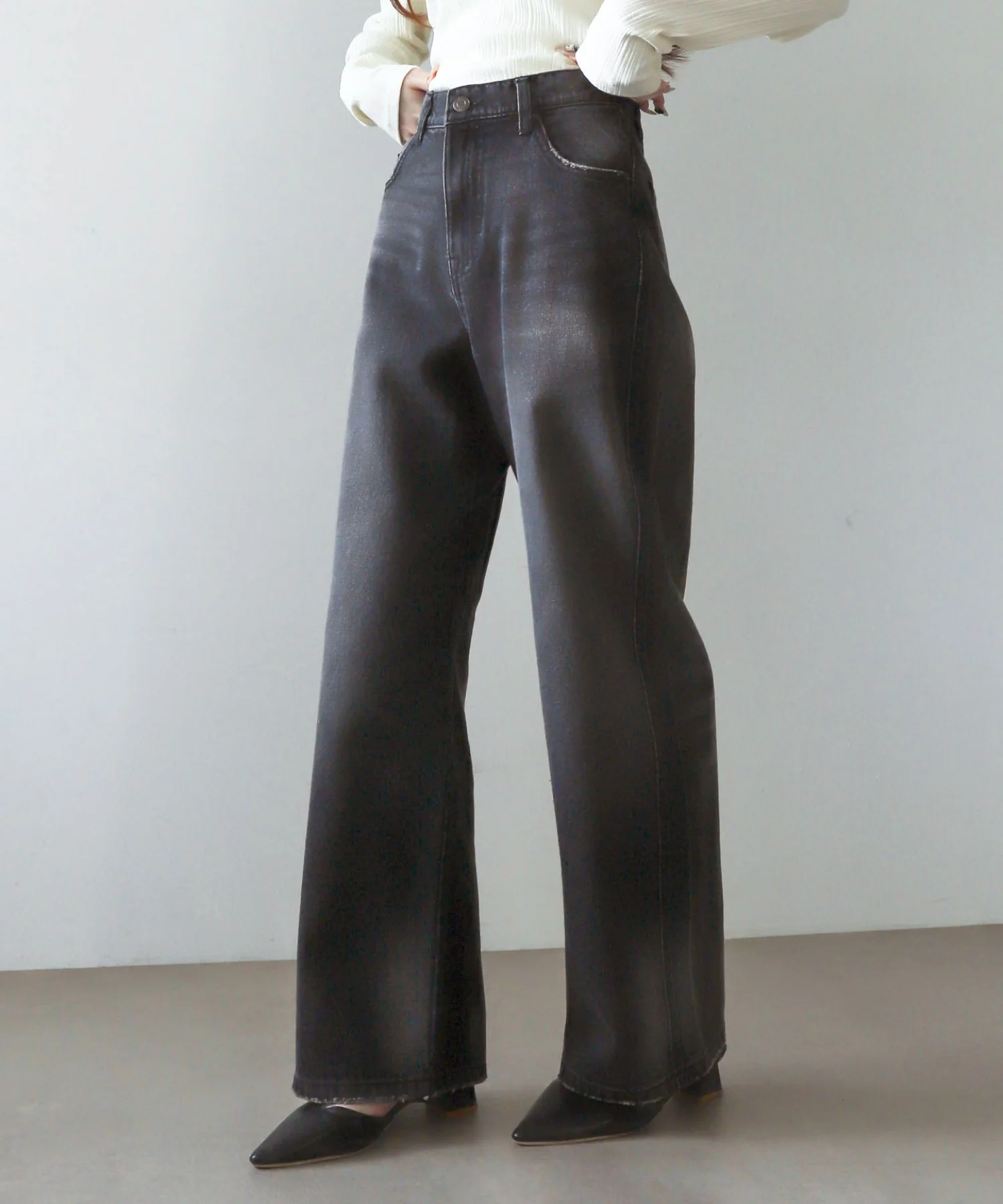 ストレートデニムパンツ - Image 21